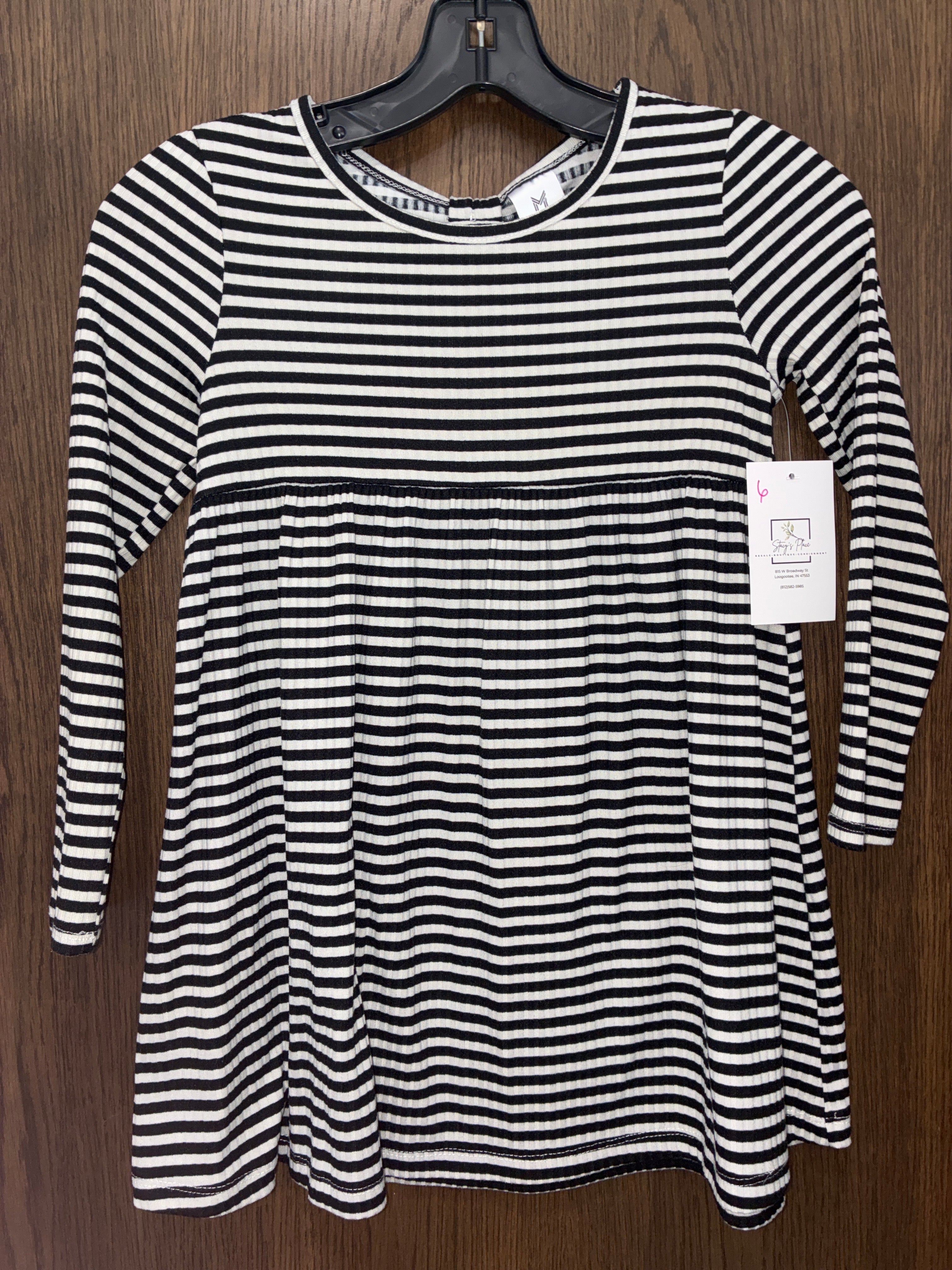 Girls striped dress size 6