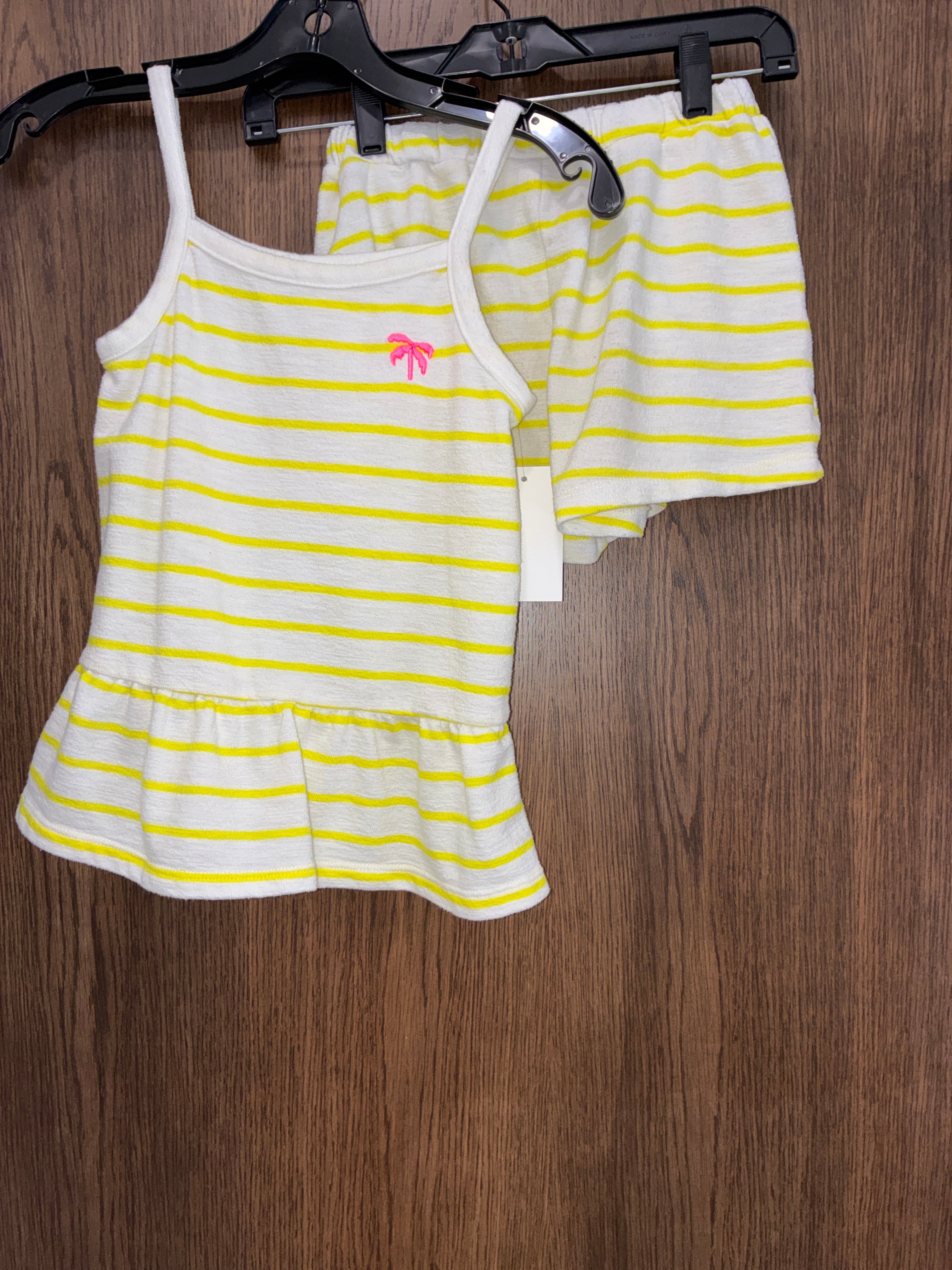 Girls matching set size 8