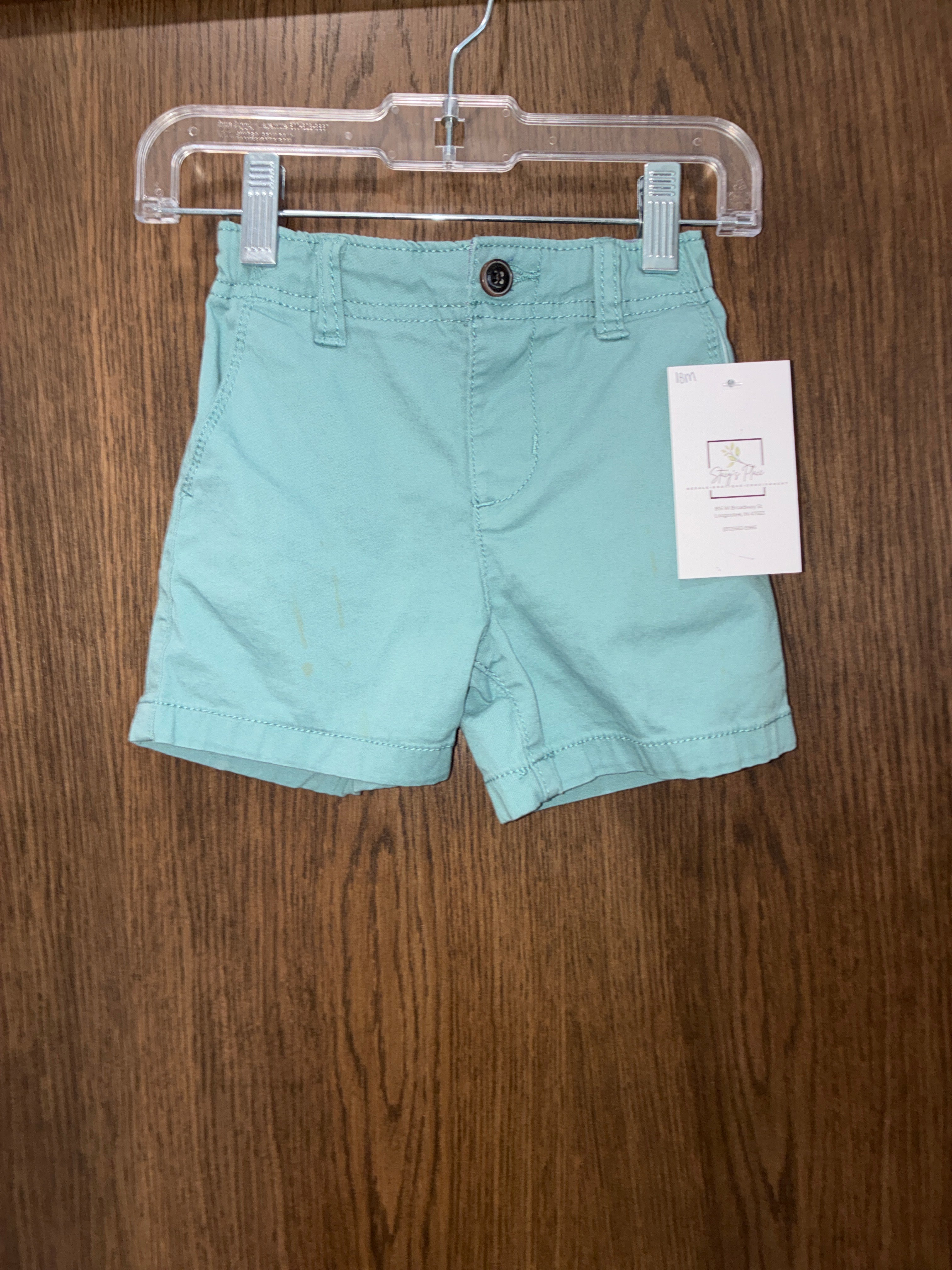 Boys Oshkosh shorts size 18M