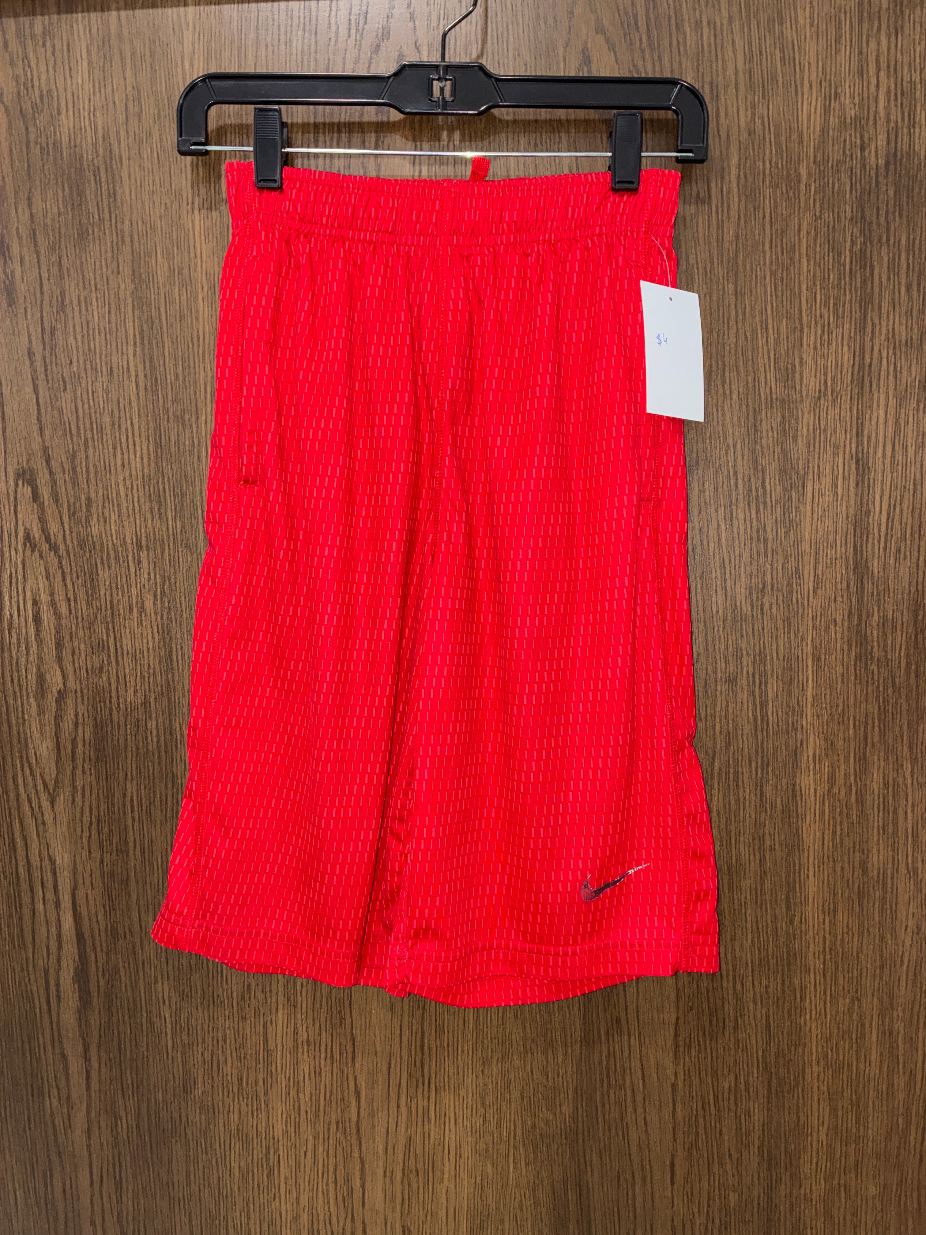 Boy’s Nike Shorts size Youth Large