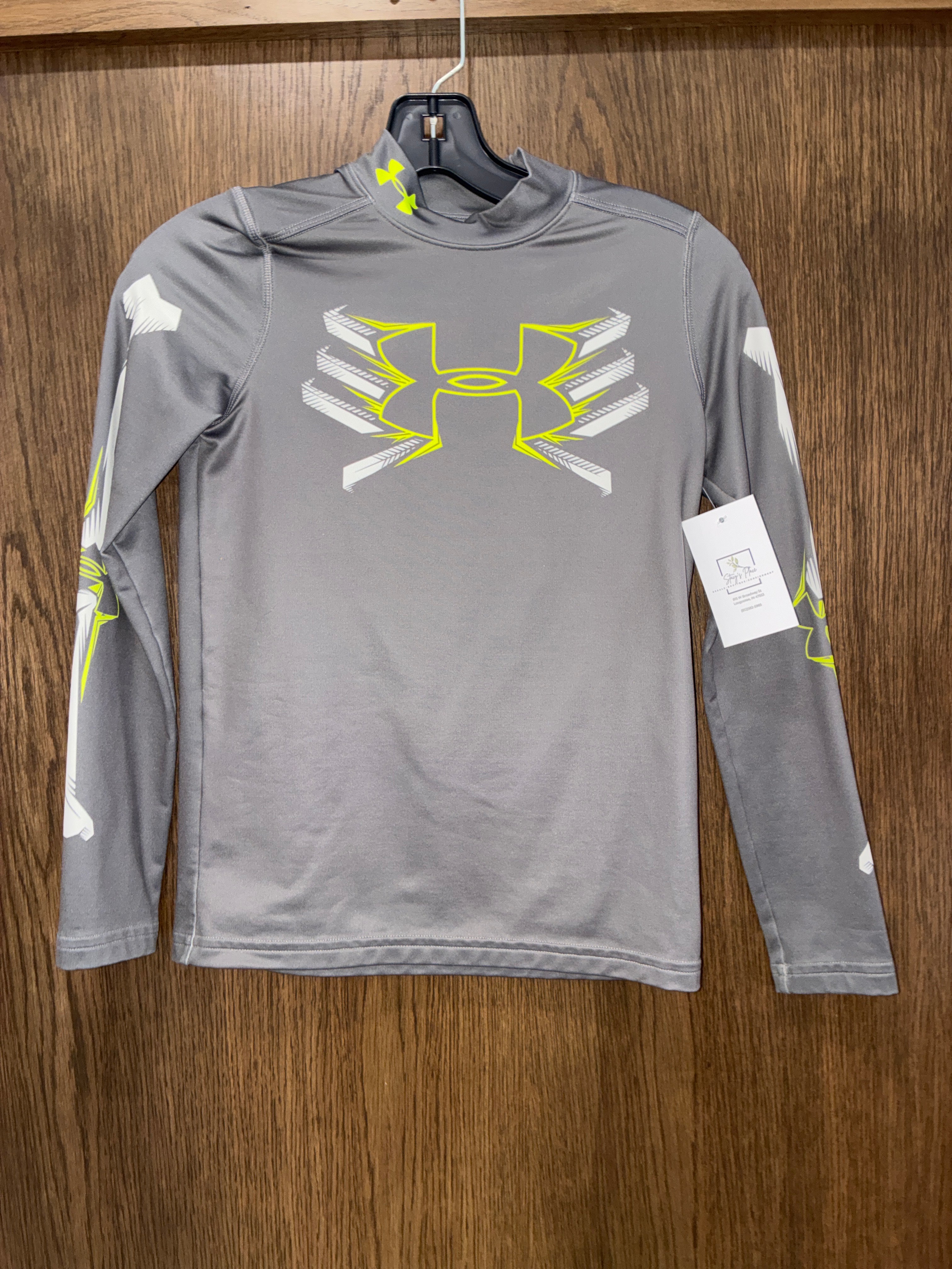 Boy’s Under Armour Long Sleeve Compression Shirt Size Youth Medium