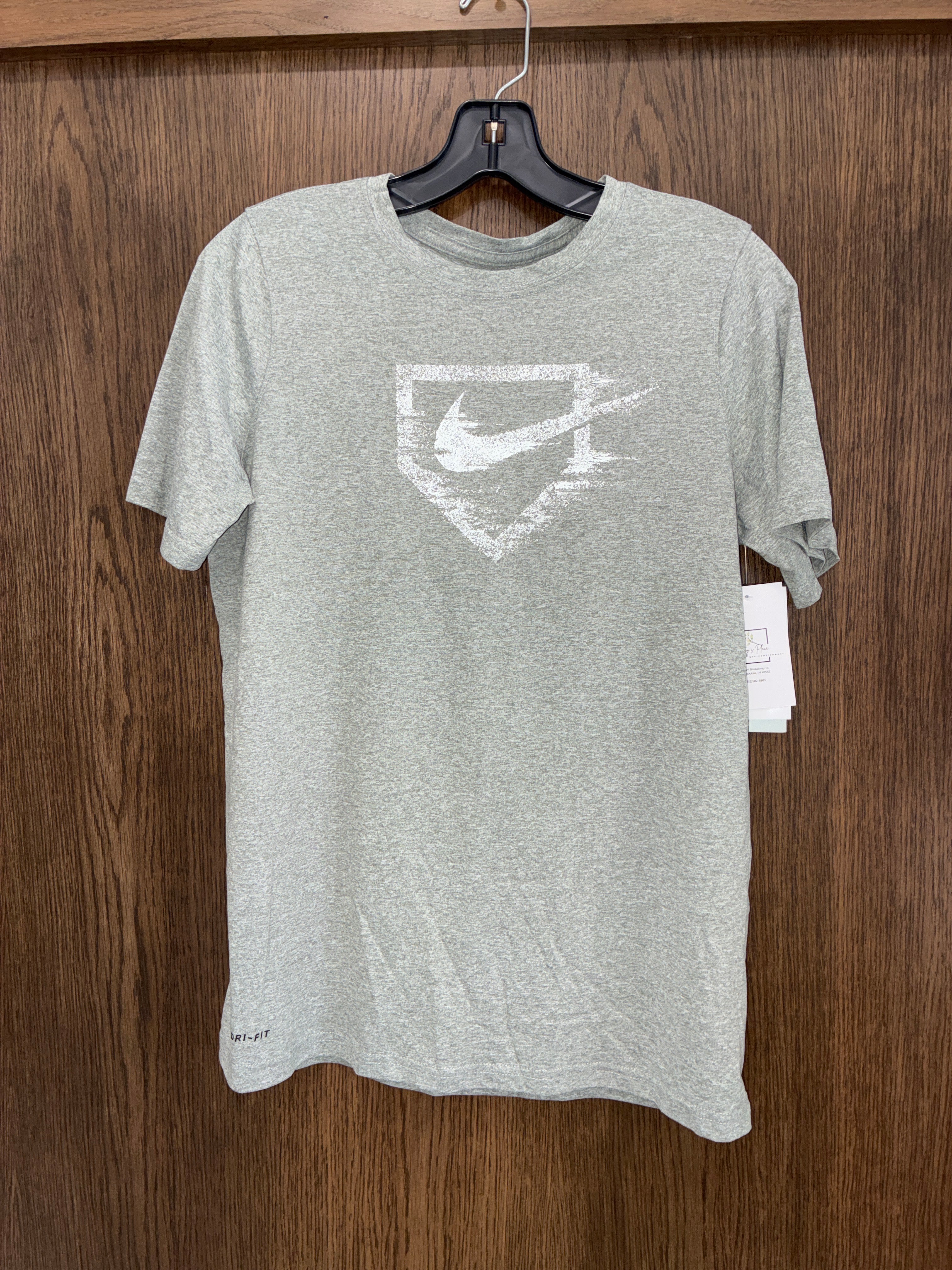 Boy’s Nike NWT T-Shirt size Youth XL 14/16