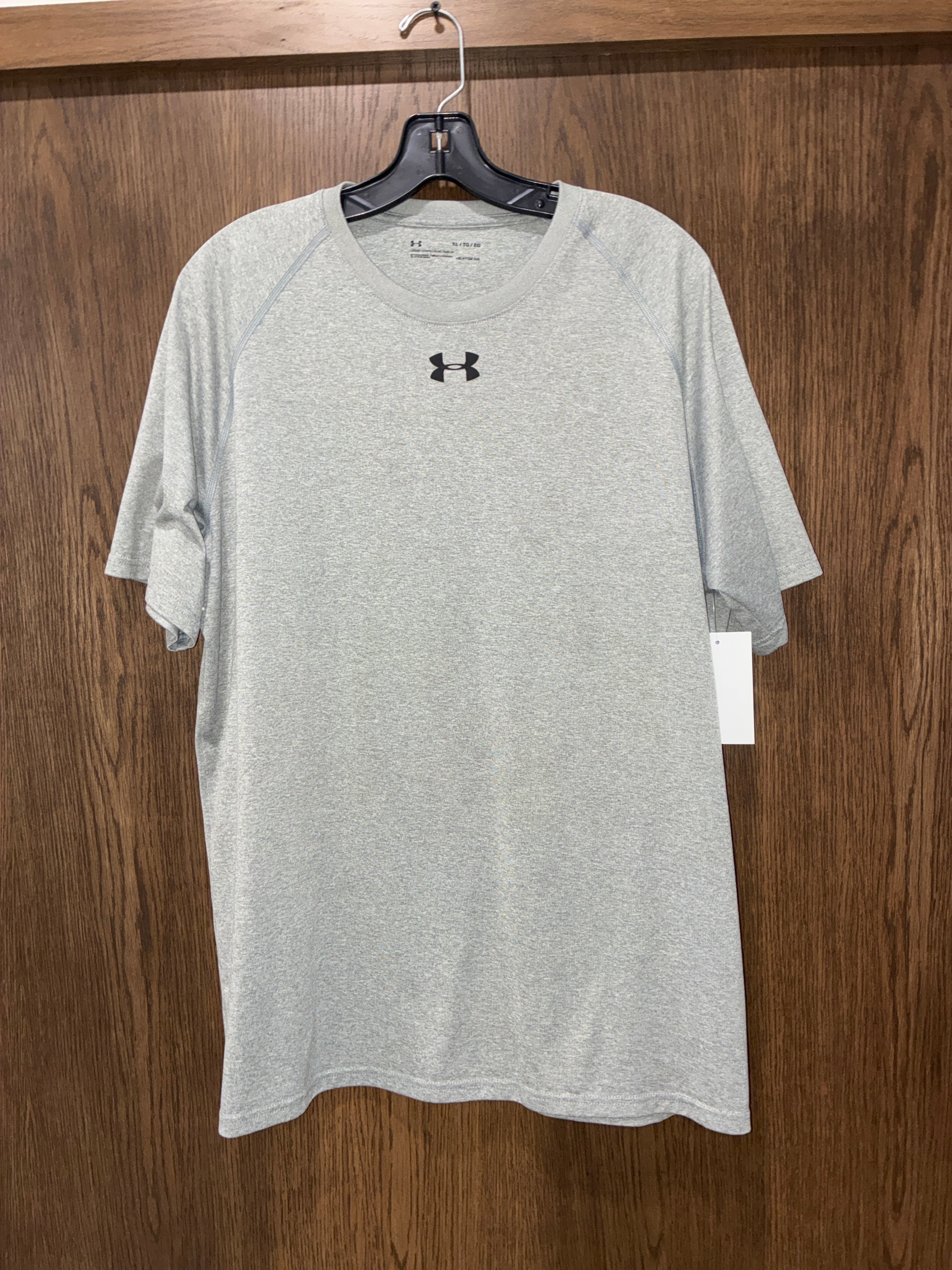 Men’s Under Armour T-shirt Size XL