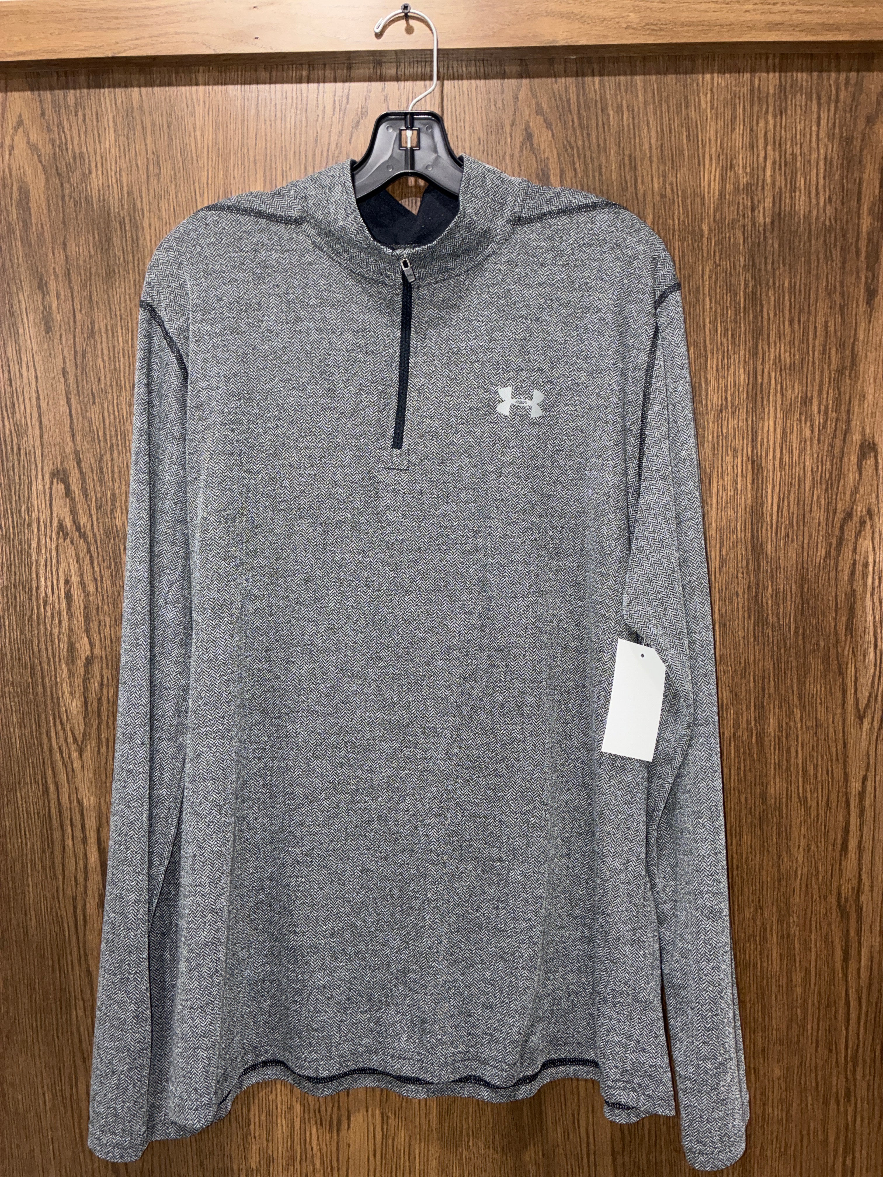 Men’s Under Armour Long Sleeve Quarter Zip Size XL