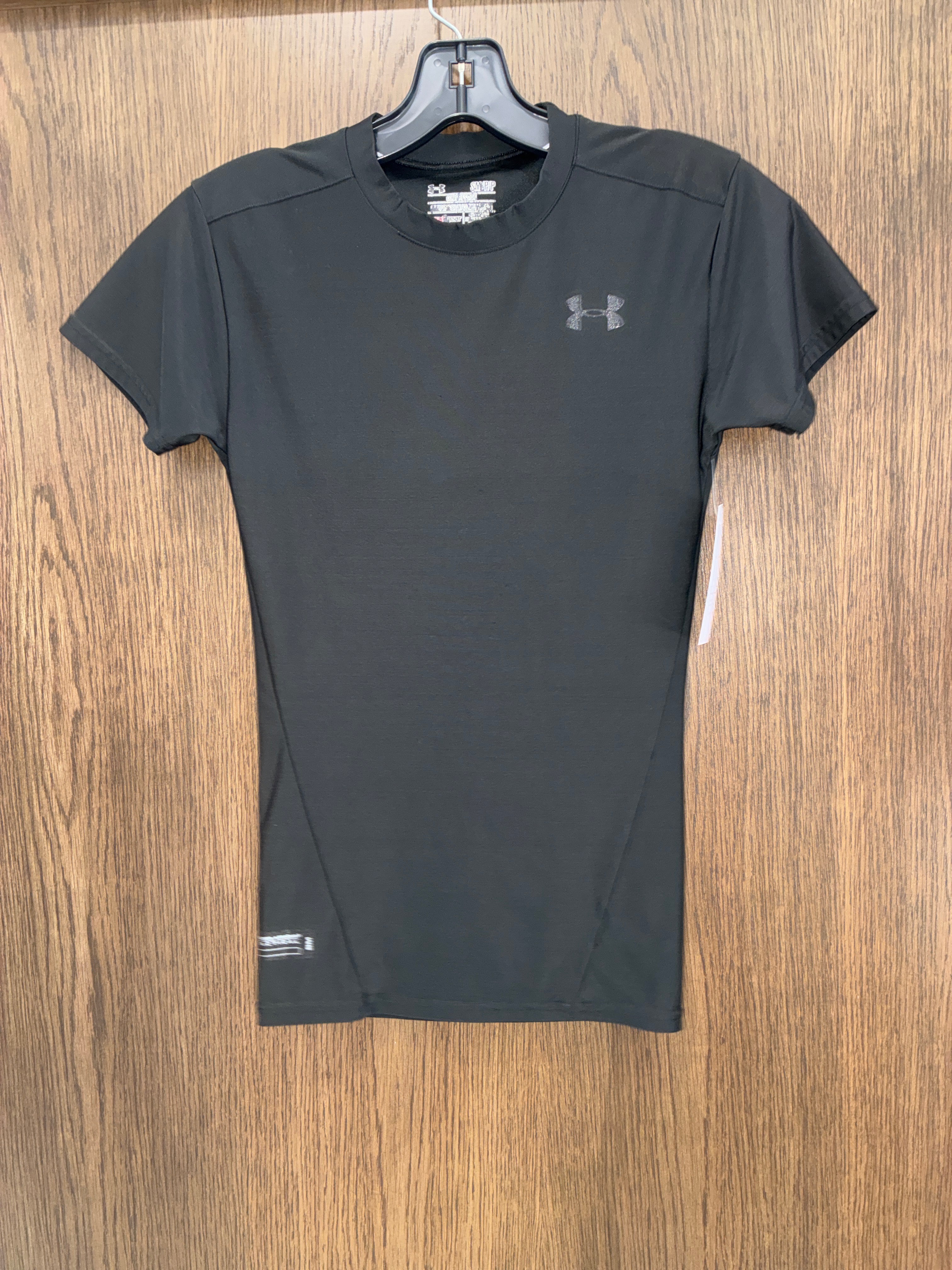 Men’s Under Armour Compression Shirt Size Small