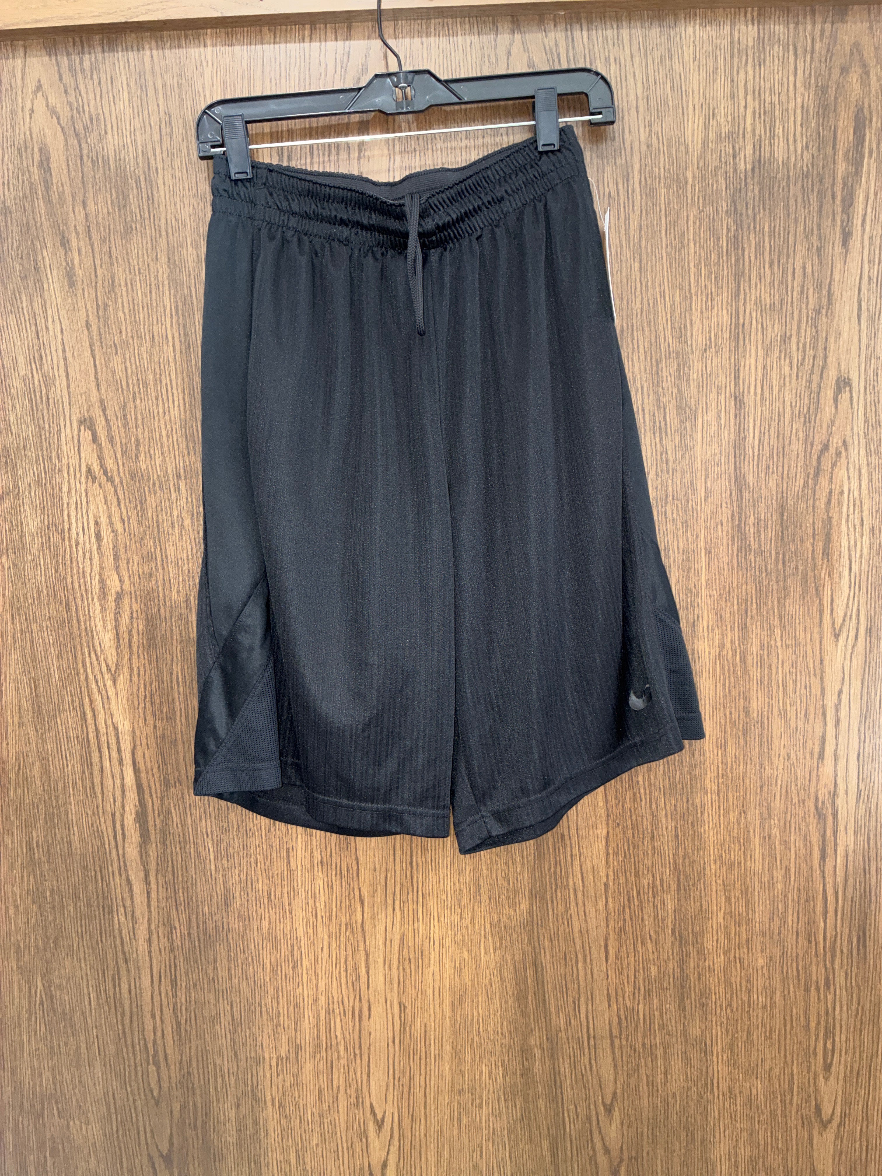 Men’s Nike Shorts Size Medium