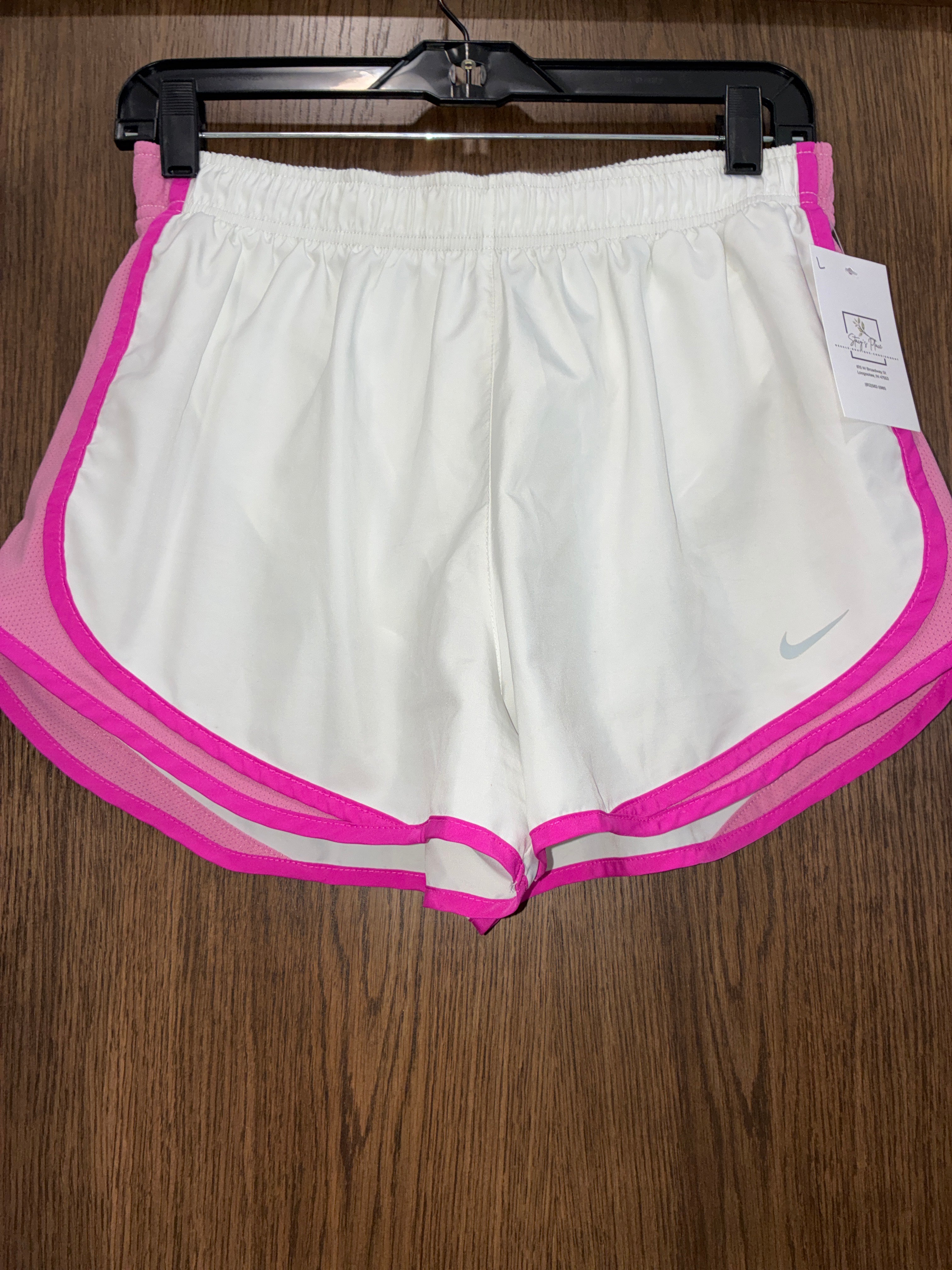 Women’s Nike Shorts Lined Size Large