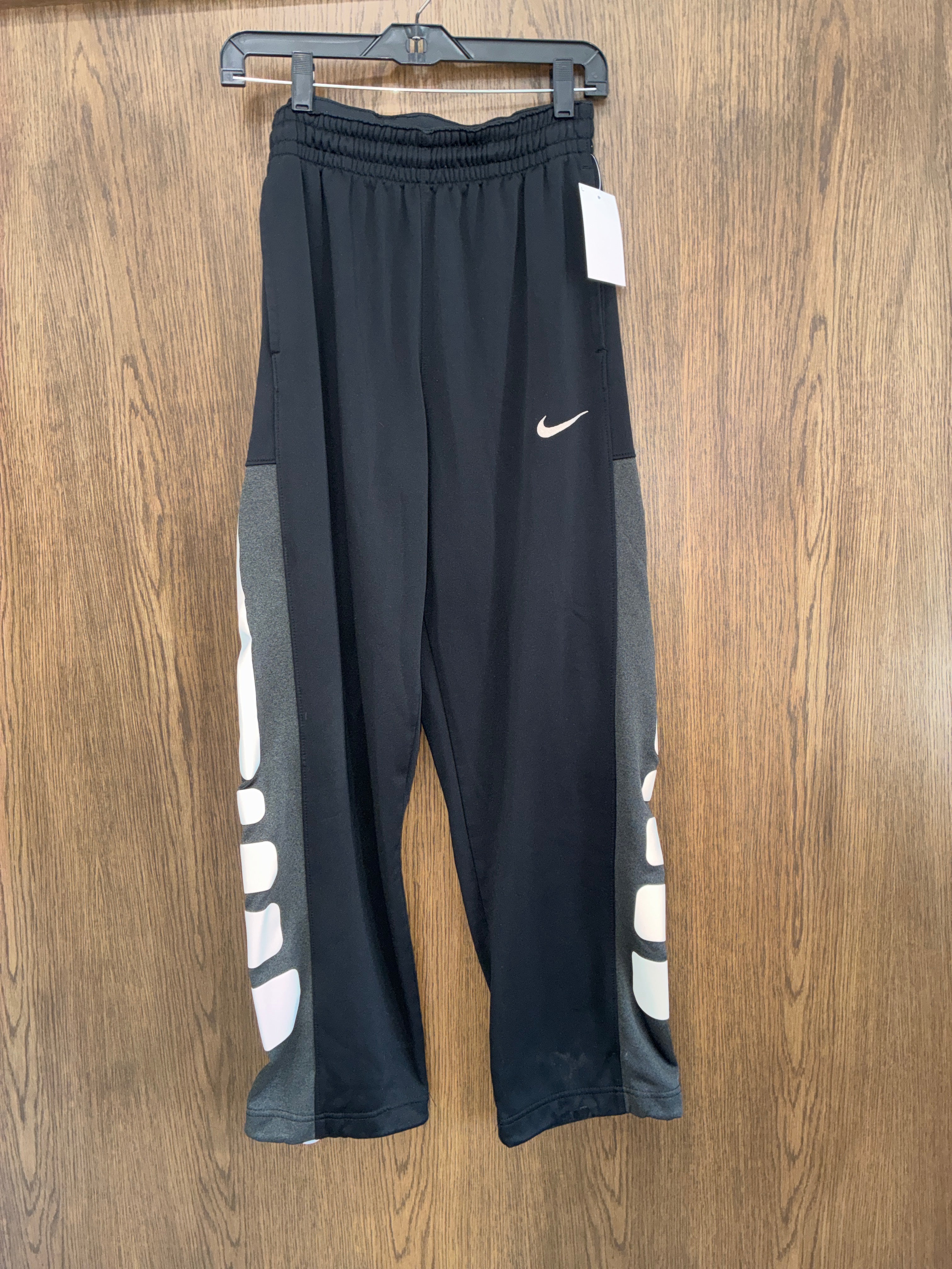 Men’s Nike Therma Fit Pants Size Large