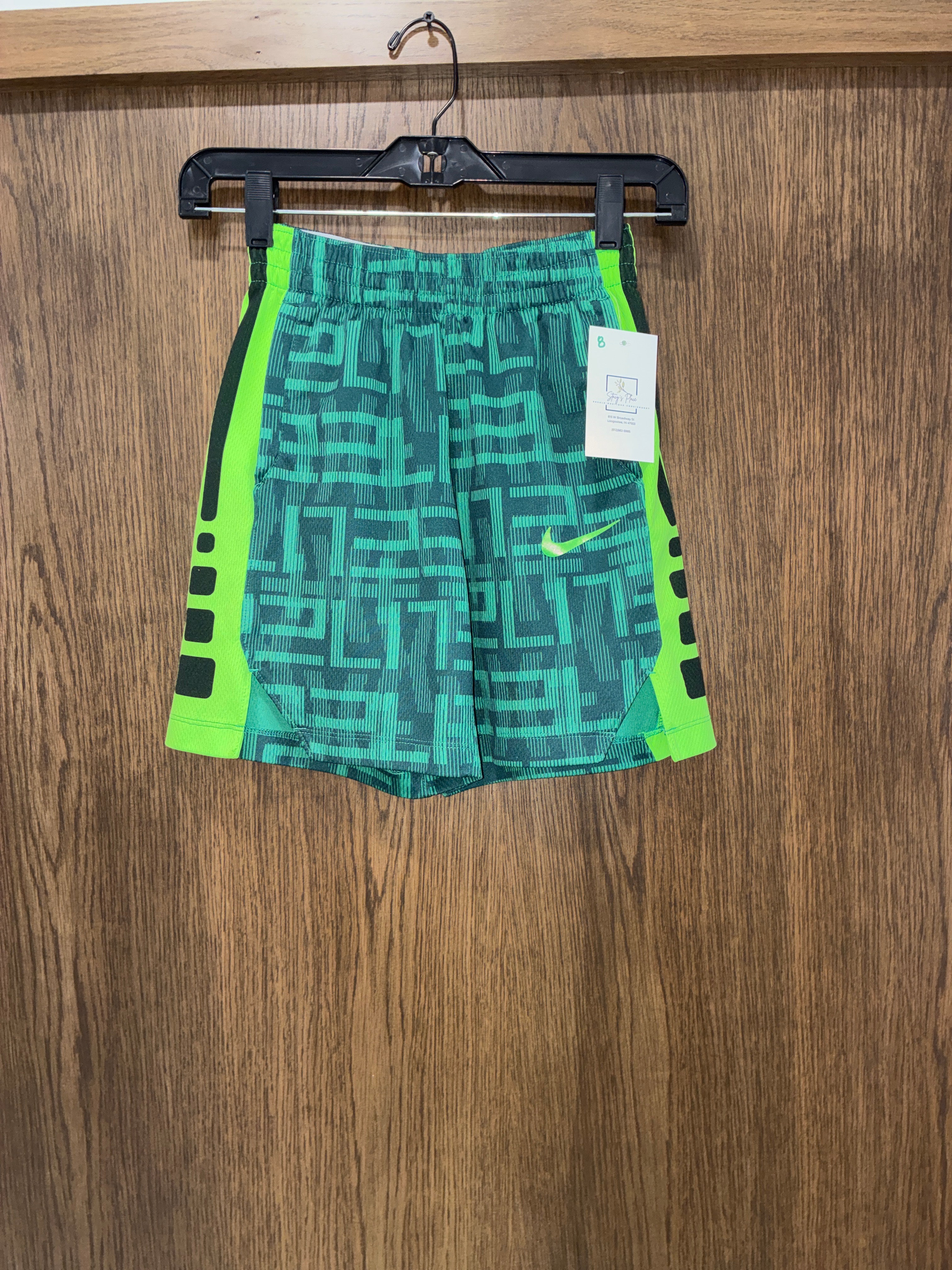 Boy’s Nike Shorts Size Youth Small