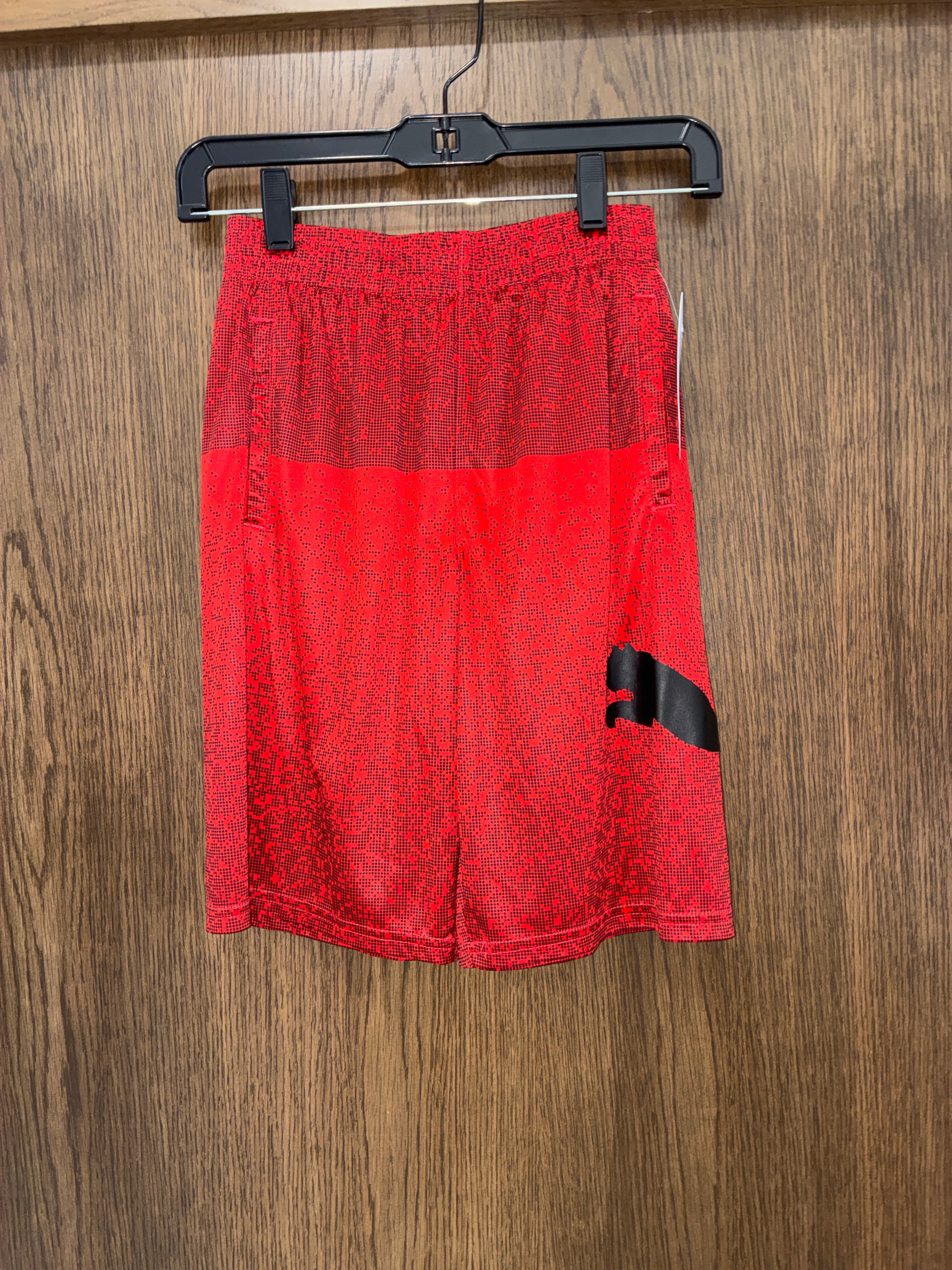 Boy’s Puma Shorts size Youth Medium