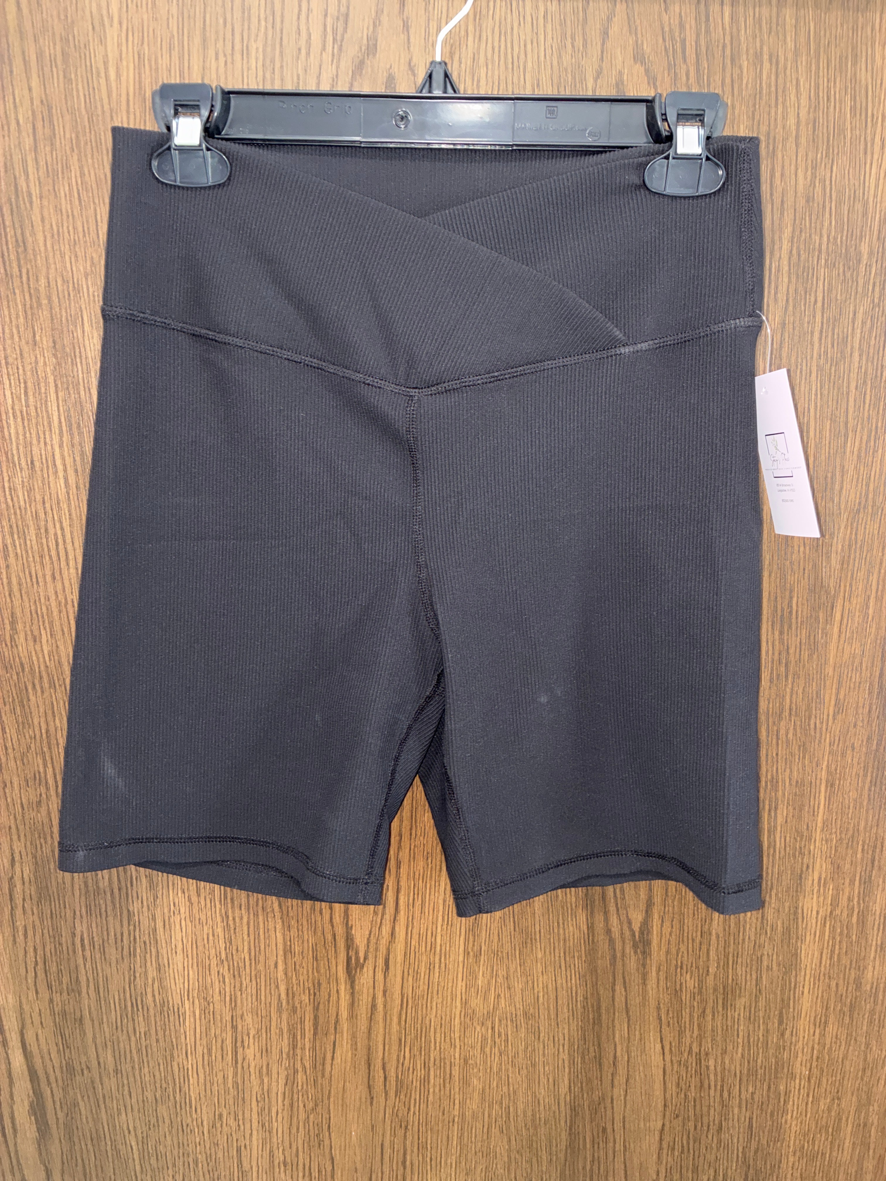 Women’s crossover biker shorts size medium