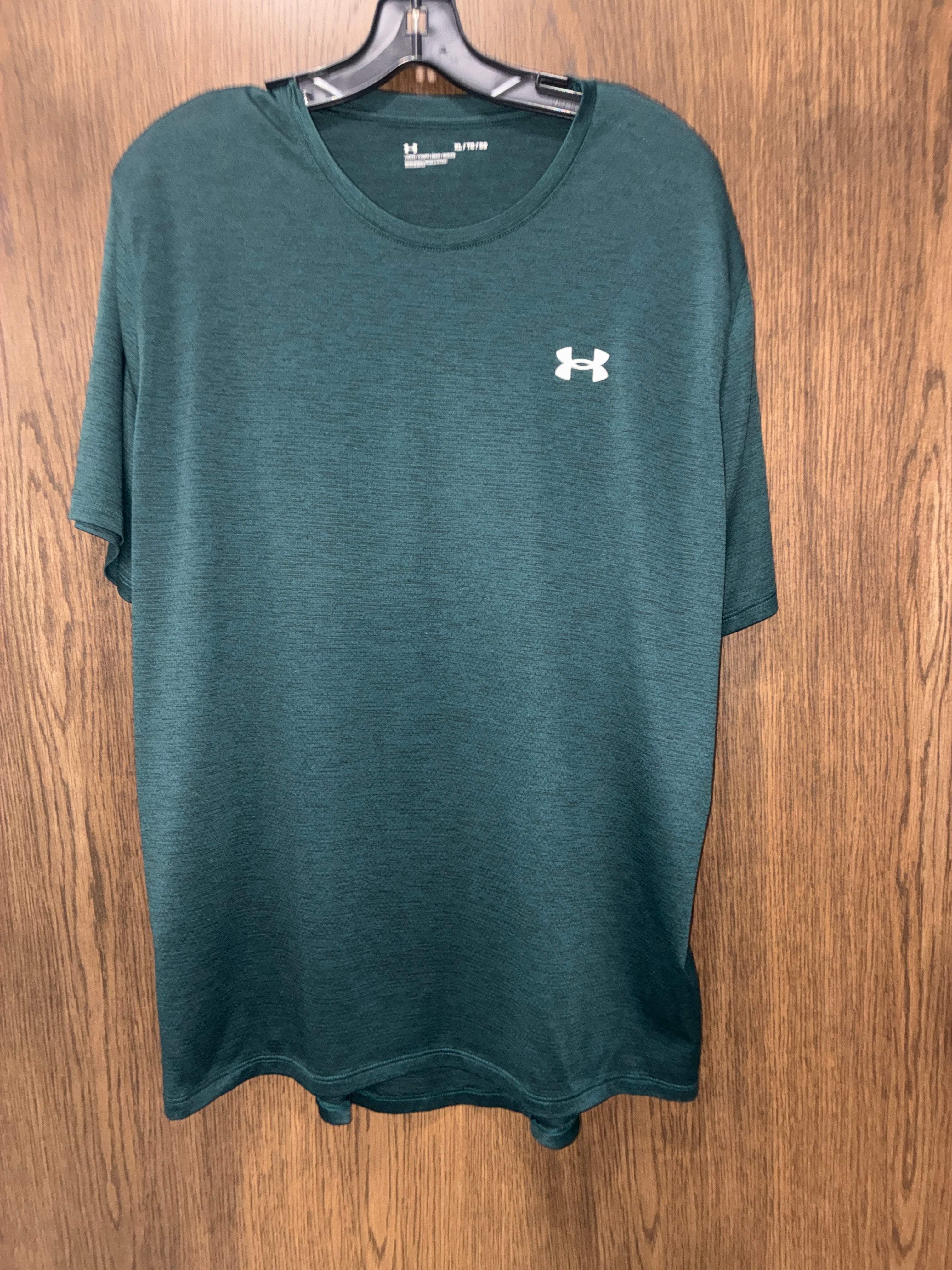 Men’s Under Armour T-shirt Size XL