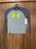 Boy’s Under Armour Long Sleeve Shirt Size 6