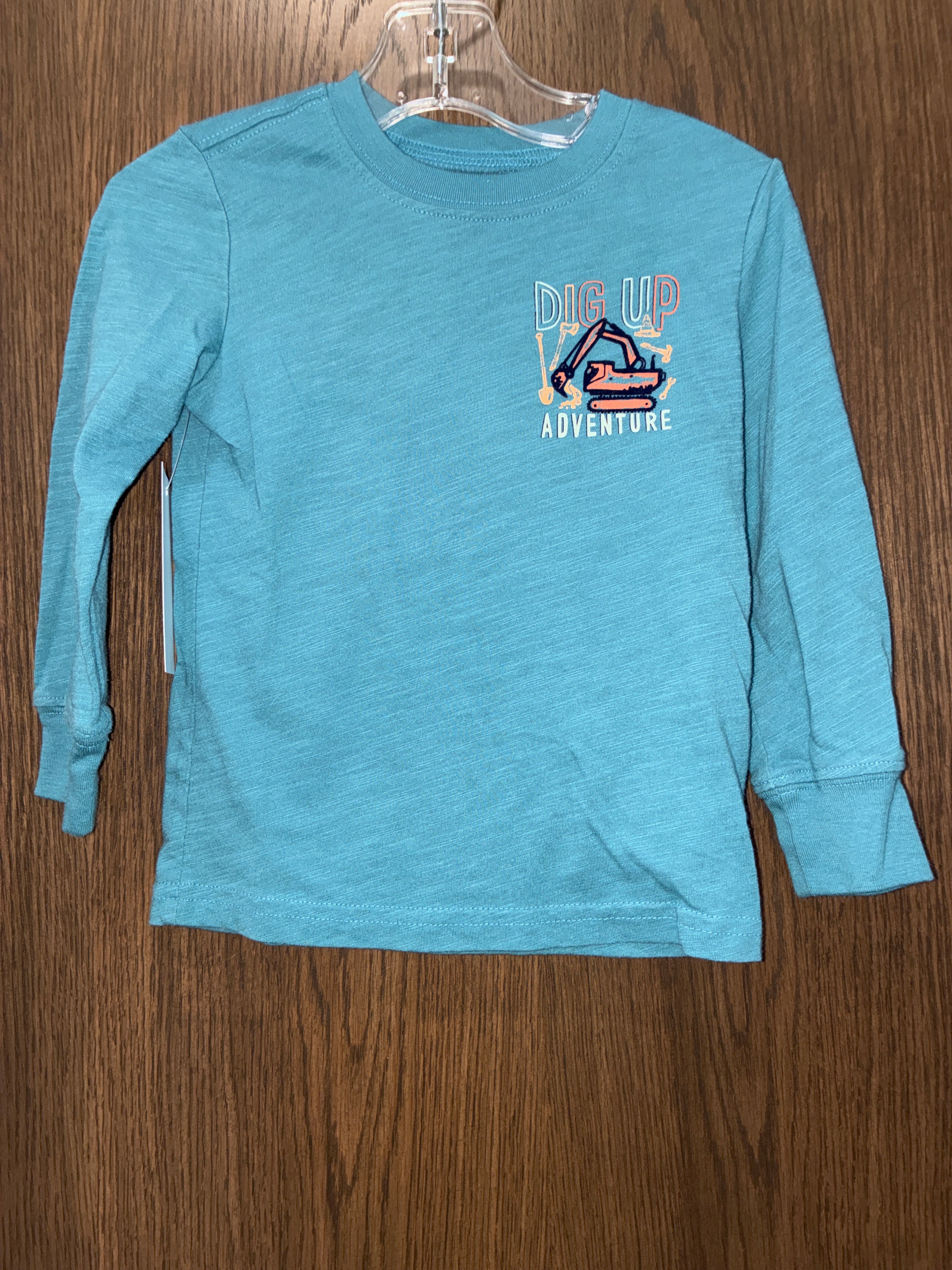 Boys Oshkosh long sleeve size 2T