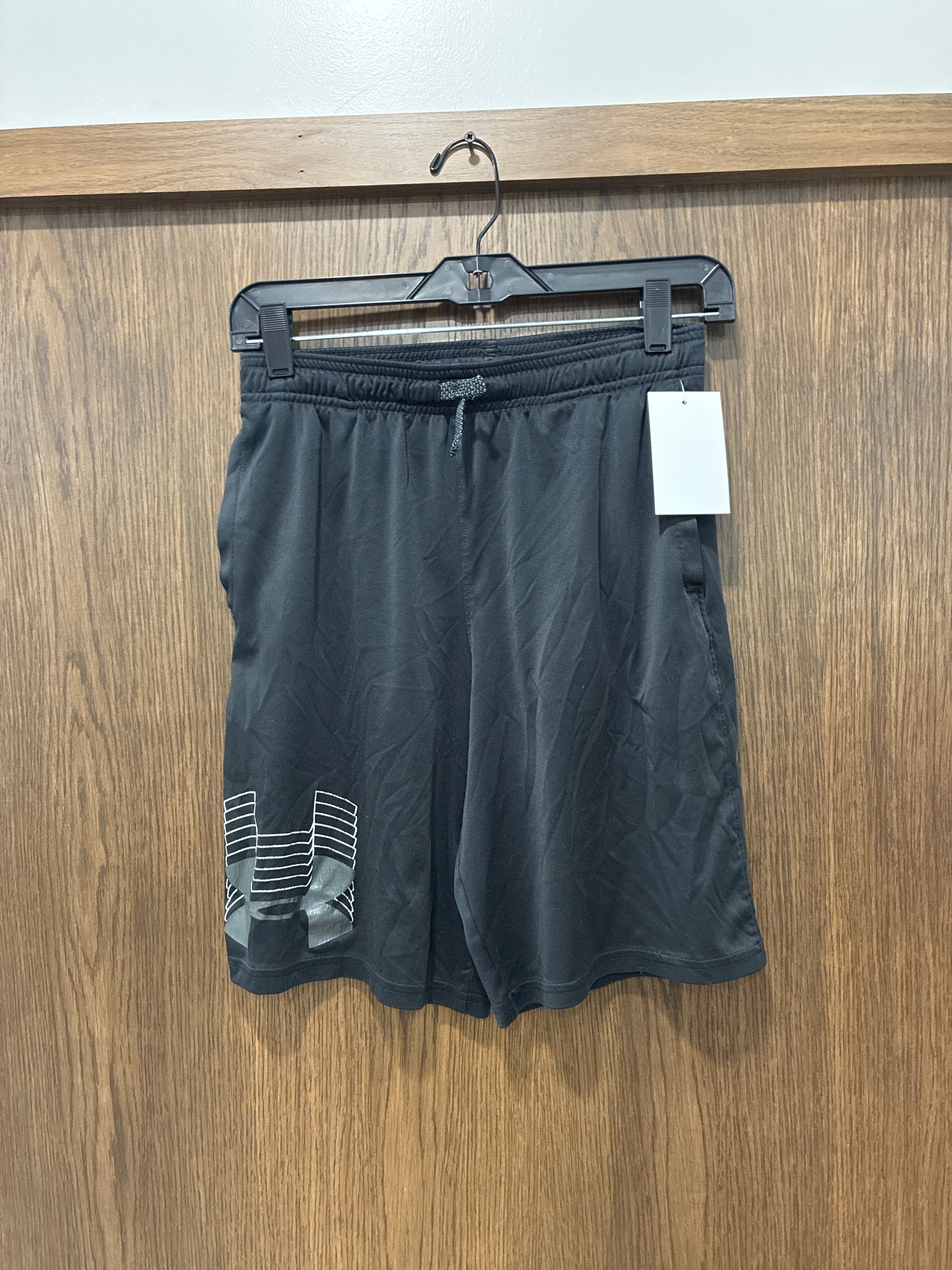 Boys Under Armour Shorts Youth Extra Large YXL 12/14