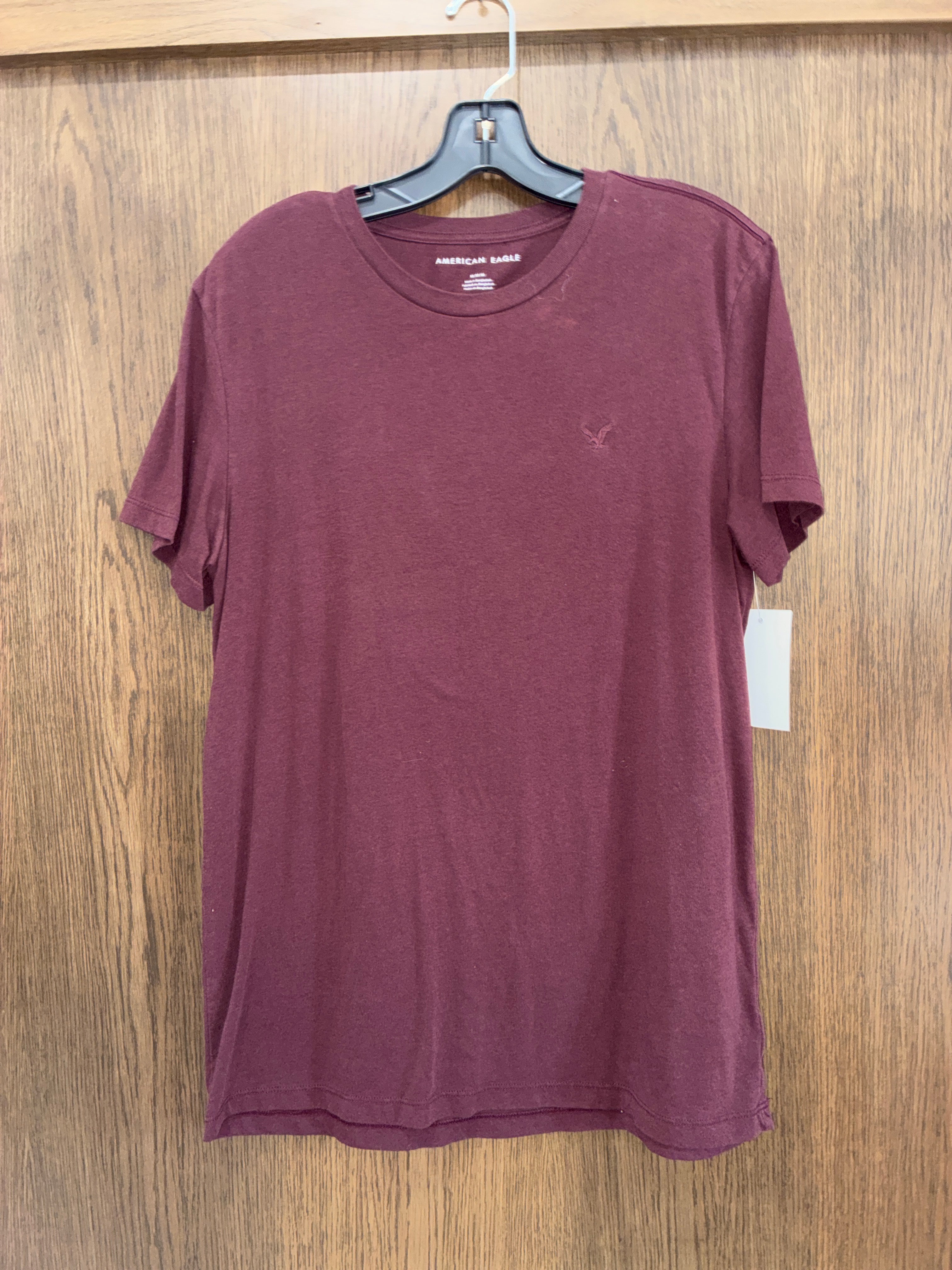 Men’s American Eagle T-Shirt Size Medium