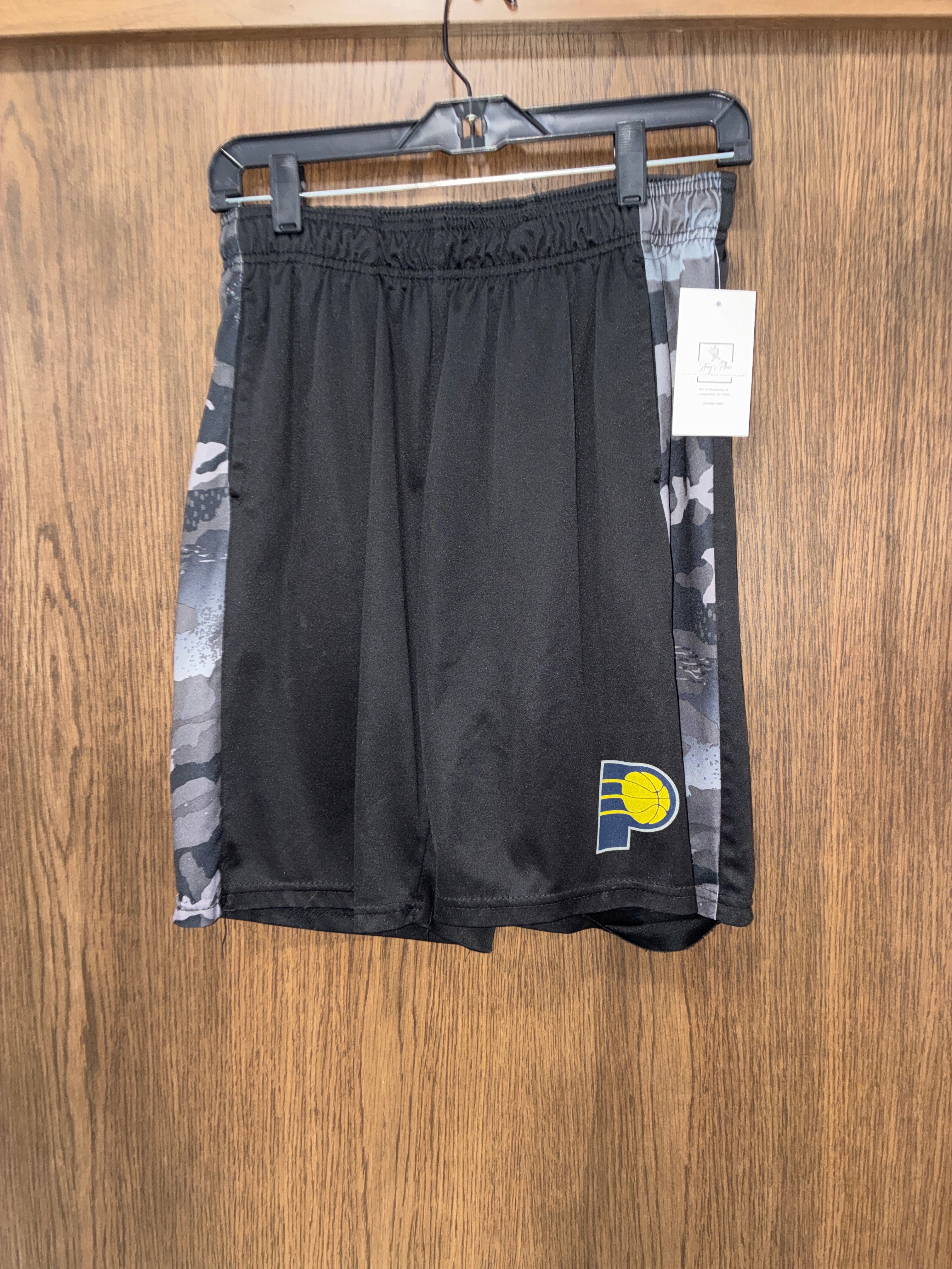 Boy’s Pacer’s Shorts size Youth XL