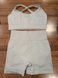 Women’s 2pc Gray Seamless Bra & Biker Shorts Ribbed Gym Set XS Small
