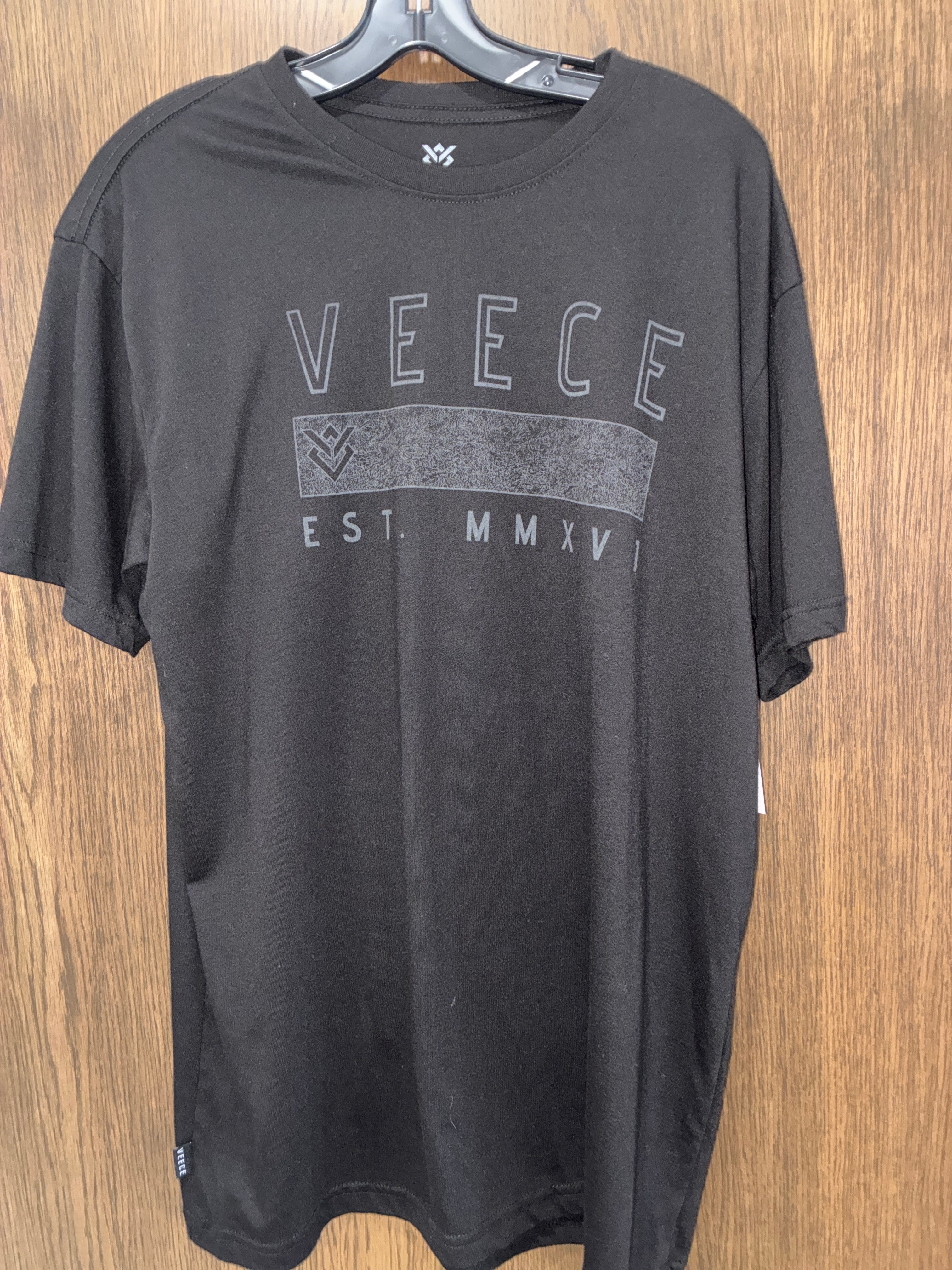 Men’s Veece T-Shirt Size XXL