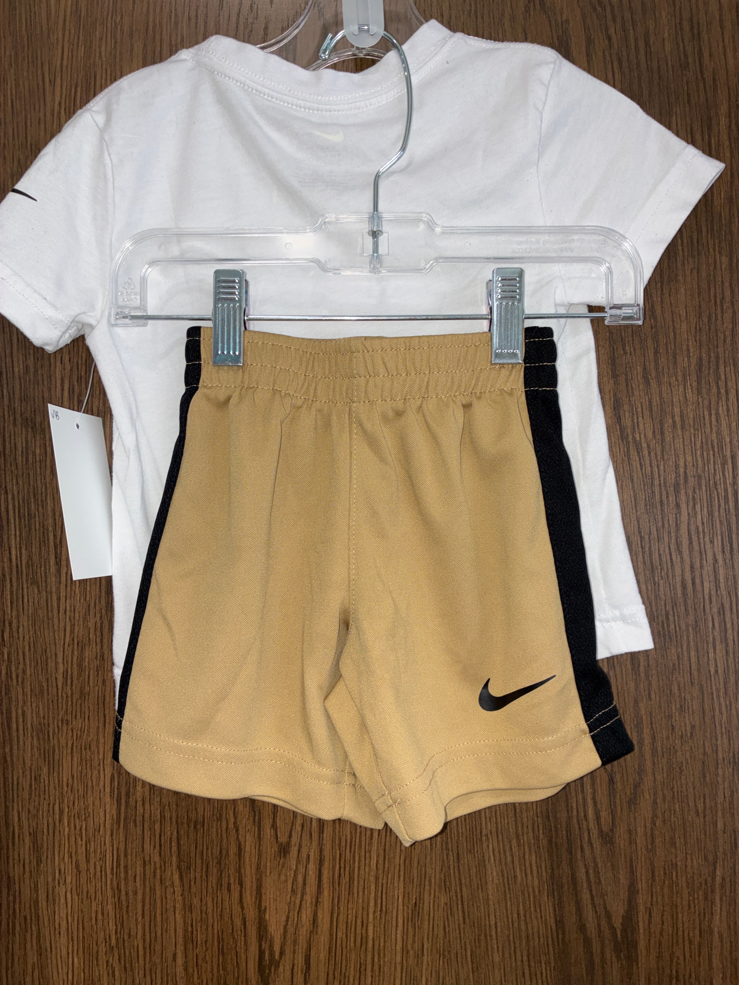 Boys Nike shirt and short set size 2T
