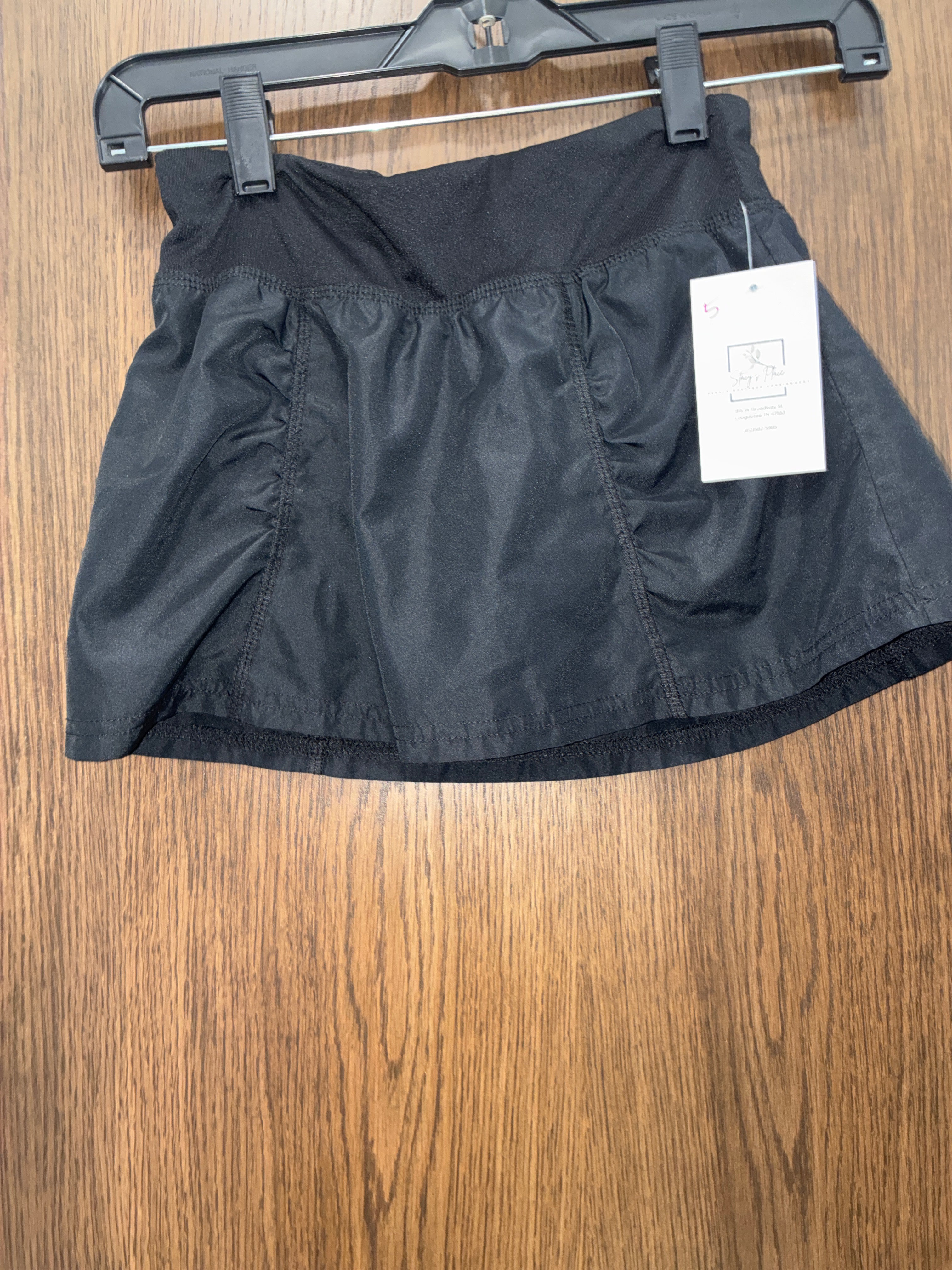 Girls champion skort size youth medium