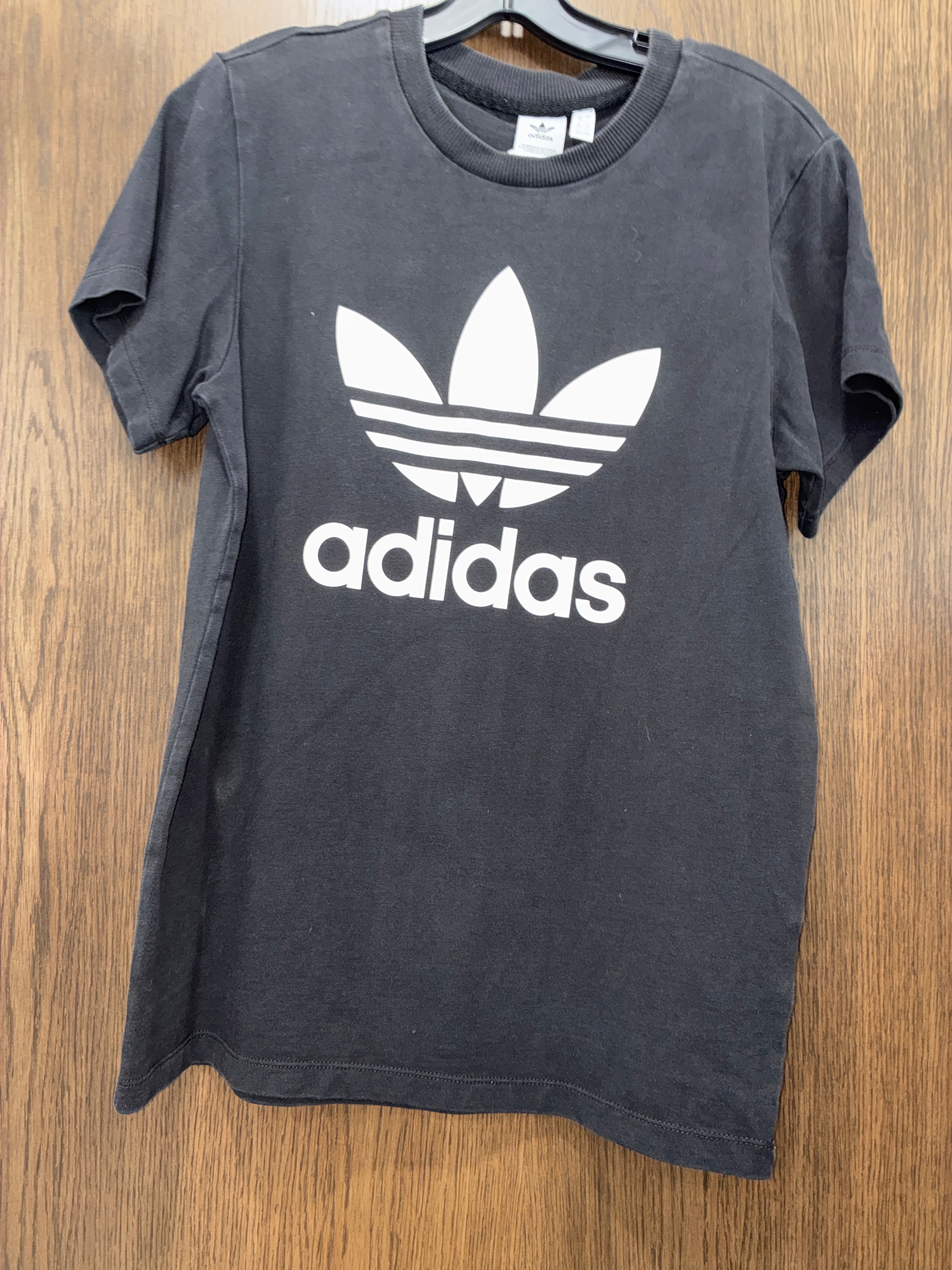 Women's Adidas Boxy Style Short Sleeve Shirt Size large