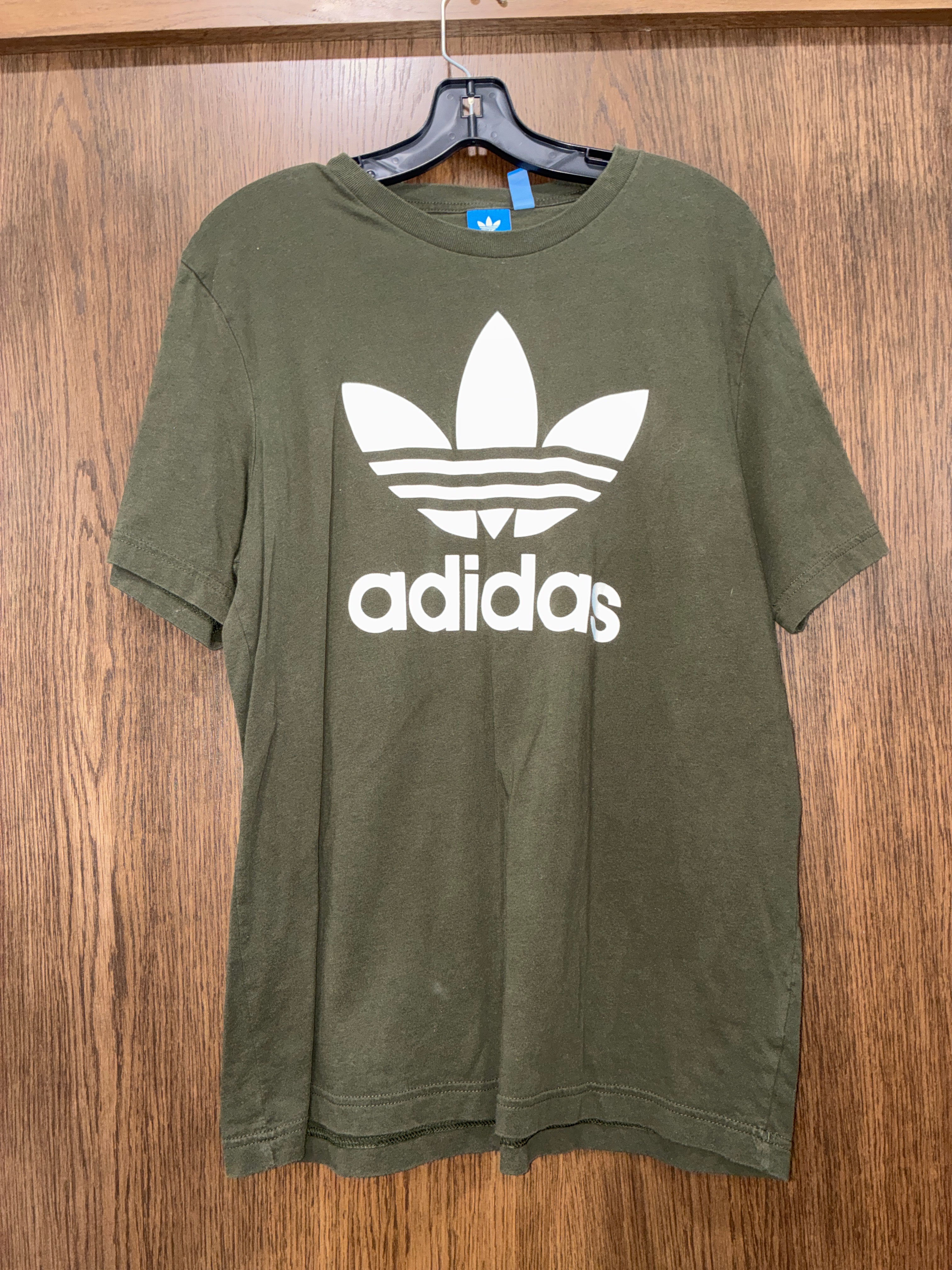 Women's Adidas Boxy Style Short Sleeve Shirt Size large