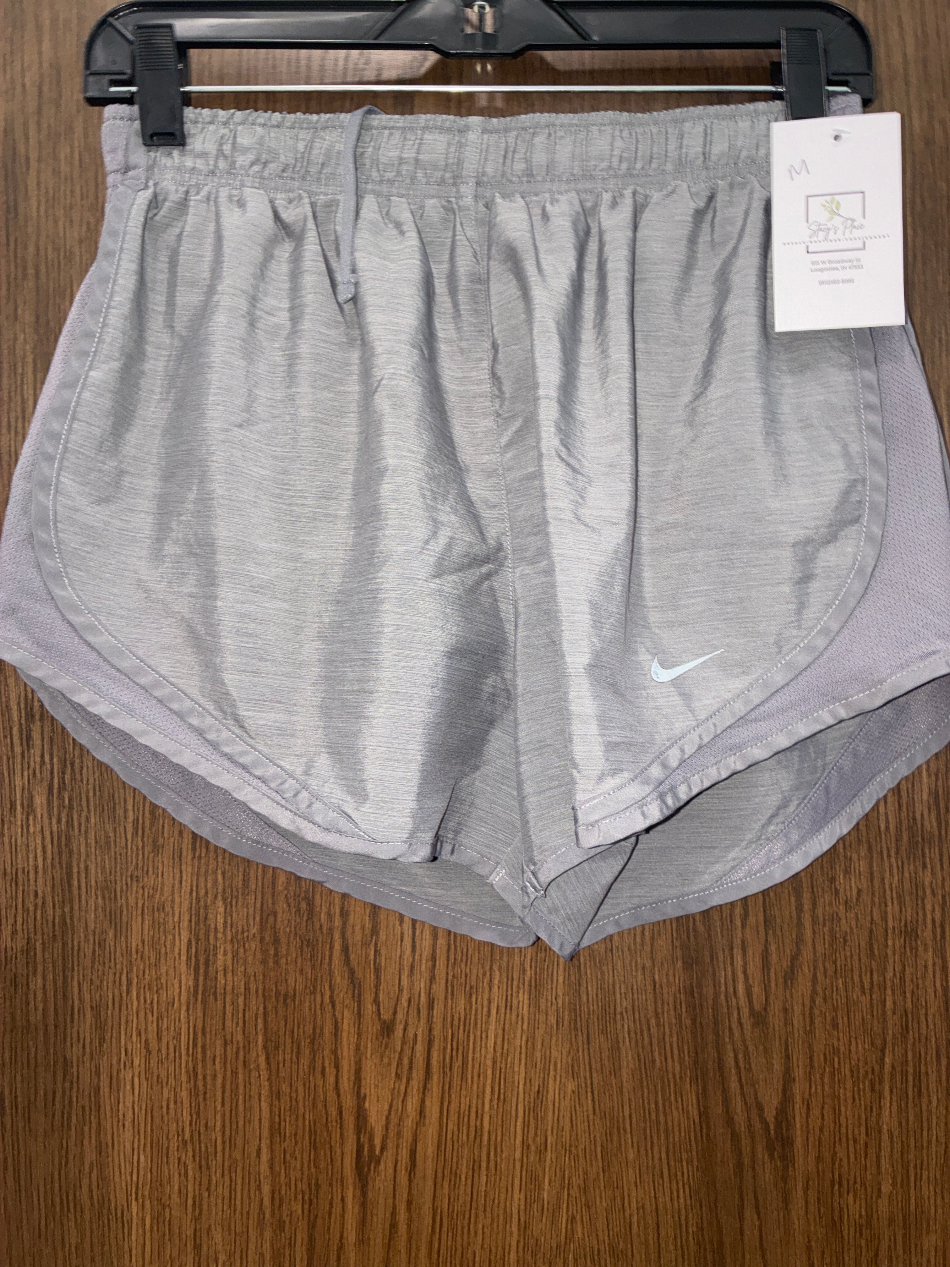 Women’s Nike Shorts Lined Size Medium