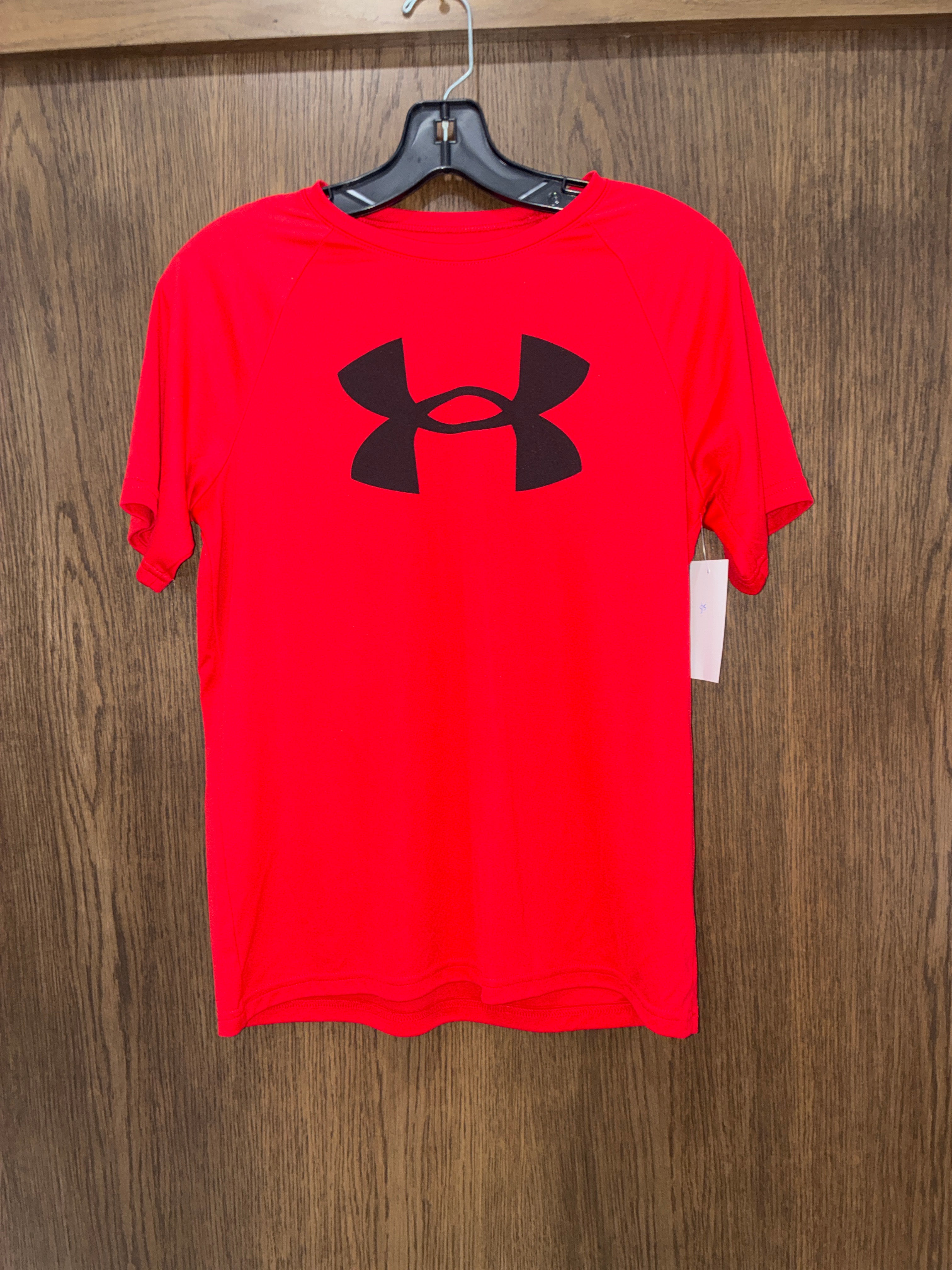 Boy’s Under Armour T-shirt size Youth Large