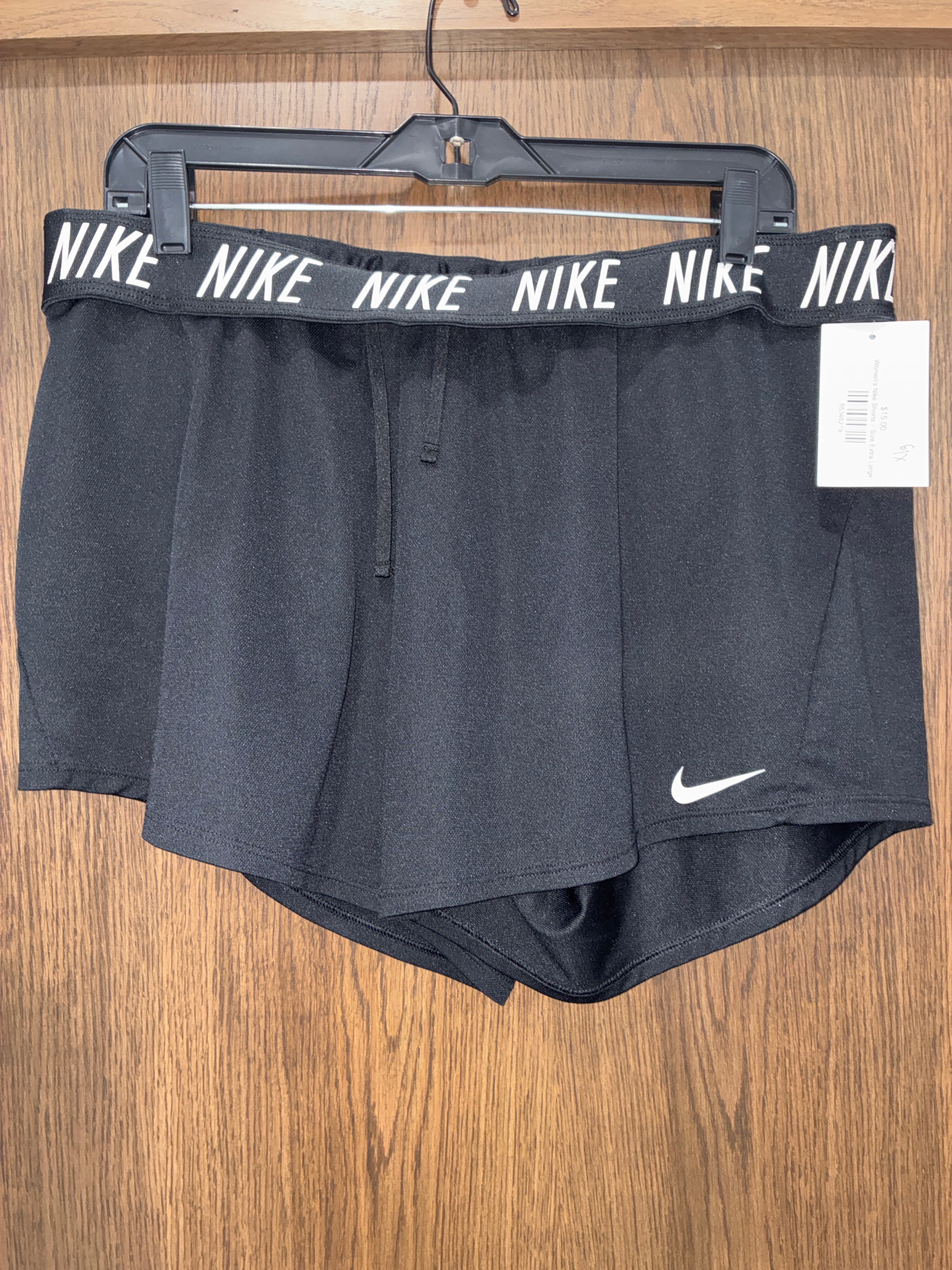 Women’s Nike Shorts Size XL