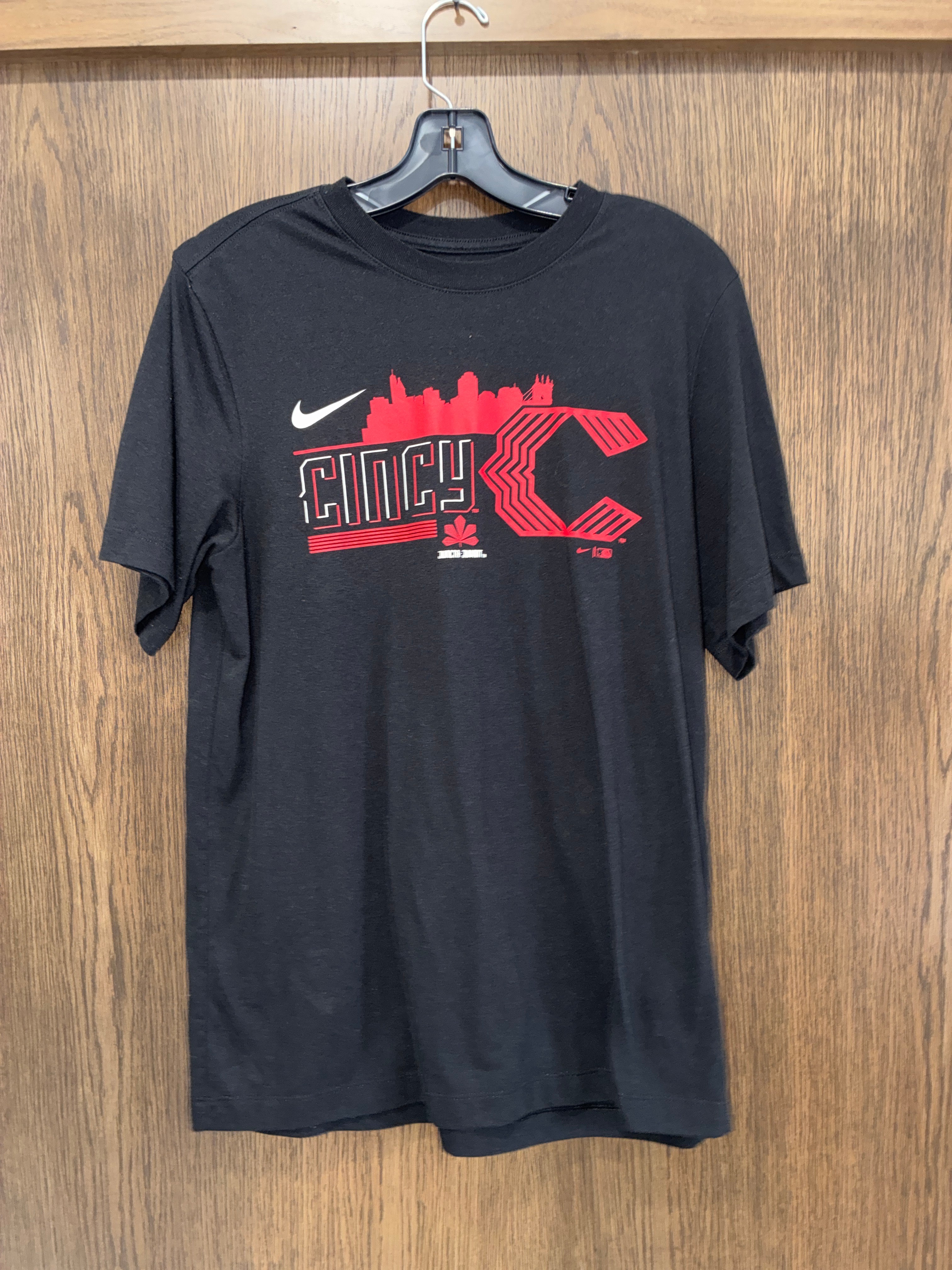 Men’s Nike T-Shirt Size Medium