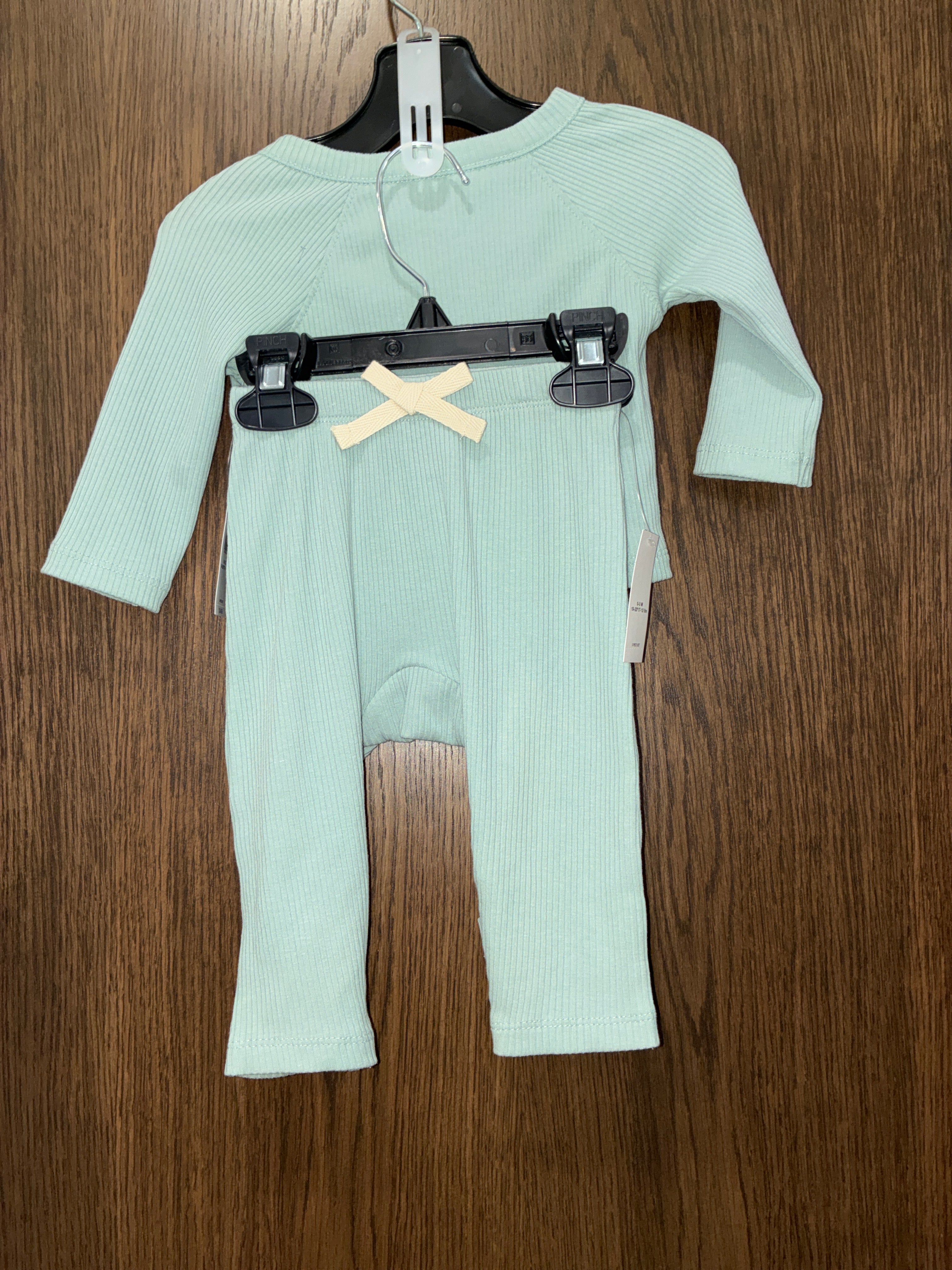 Girls Old Navy Set size 0-3M
