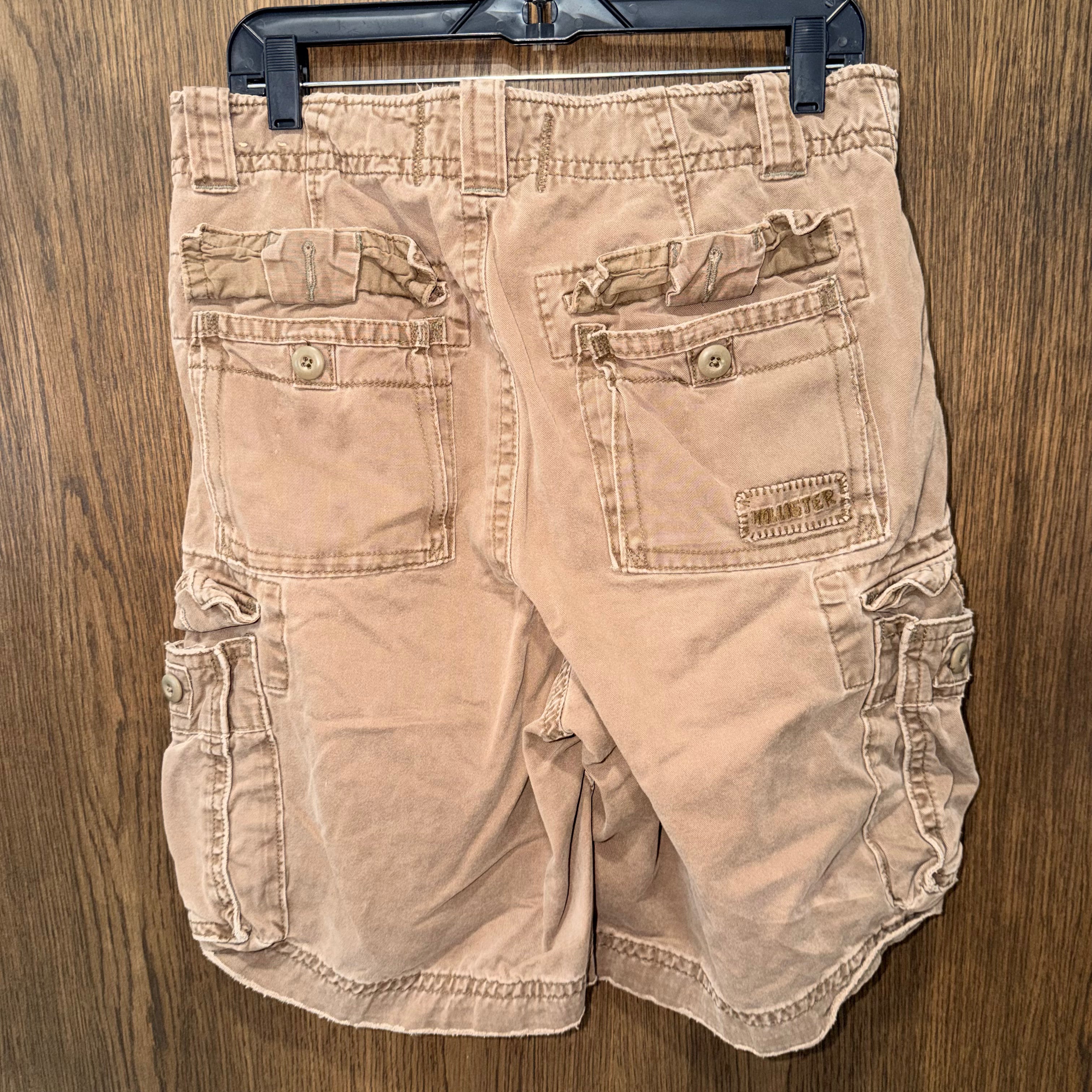 Hollister Men’s Cargo Shorts Size 30