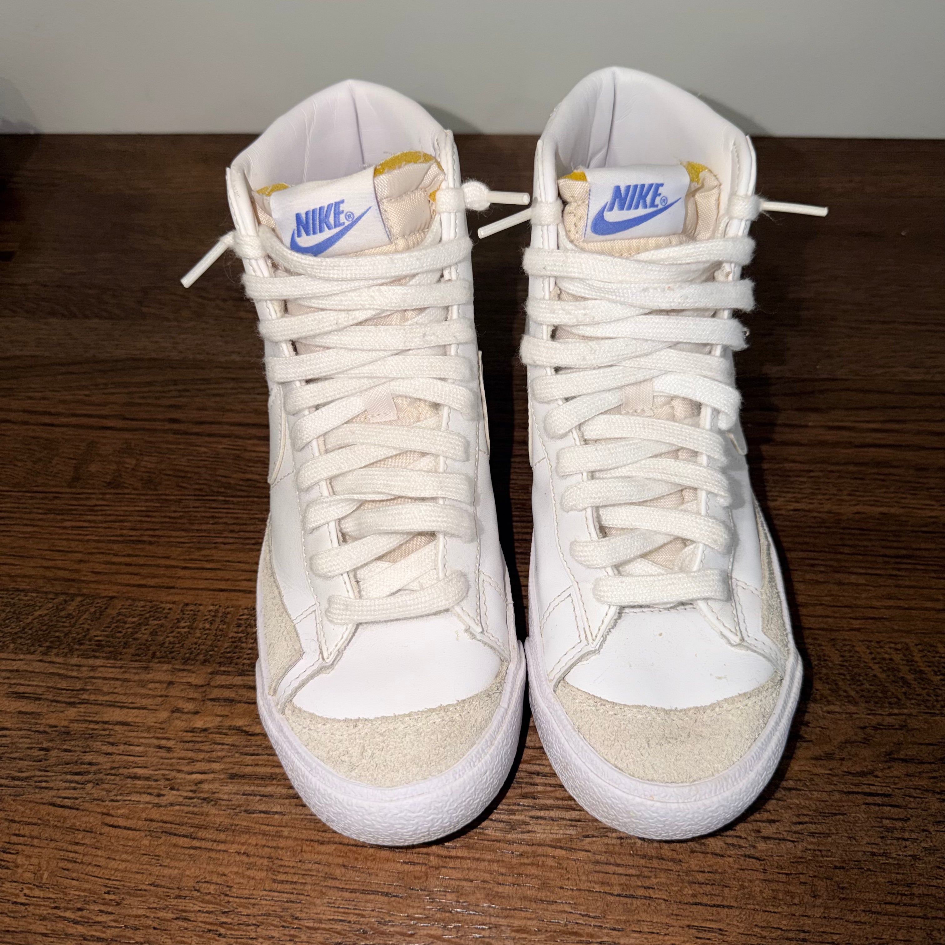 Nike Blazer Women’s Mid '77 SE Sisterhood Shoes Size 6