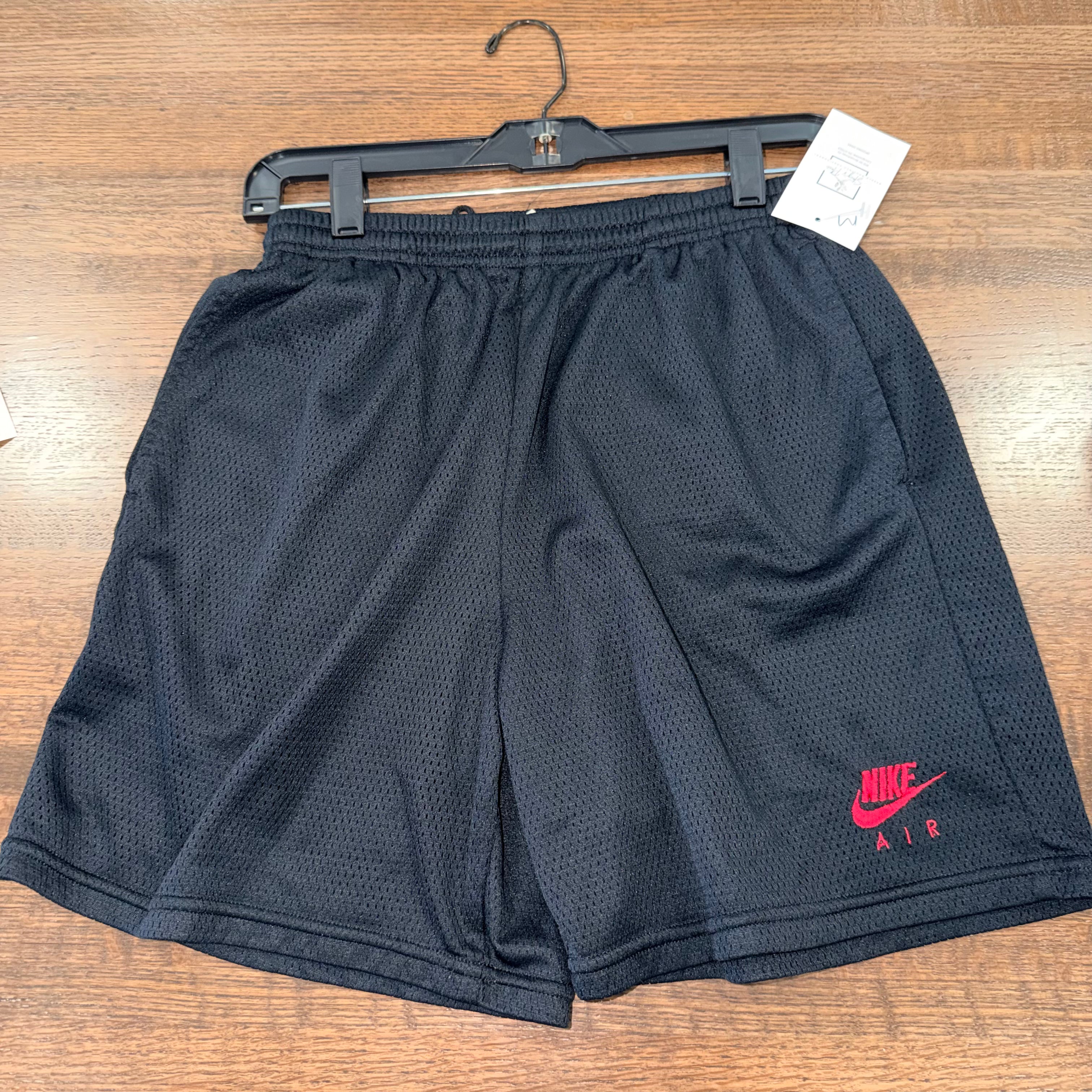 Men’s Nike Shorts Size Medium