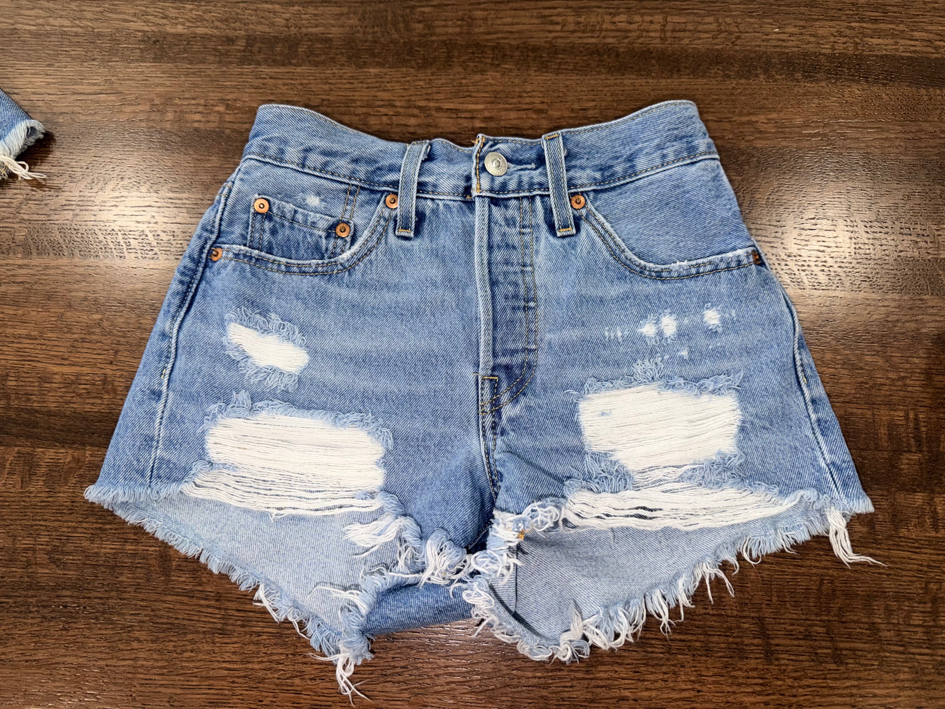 Levi’s 501 Premium Button Fly Distressed Jean Shorts Size 24