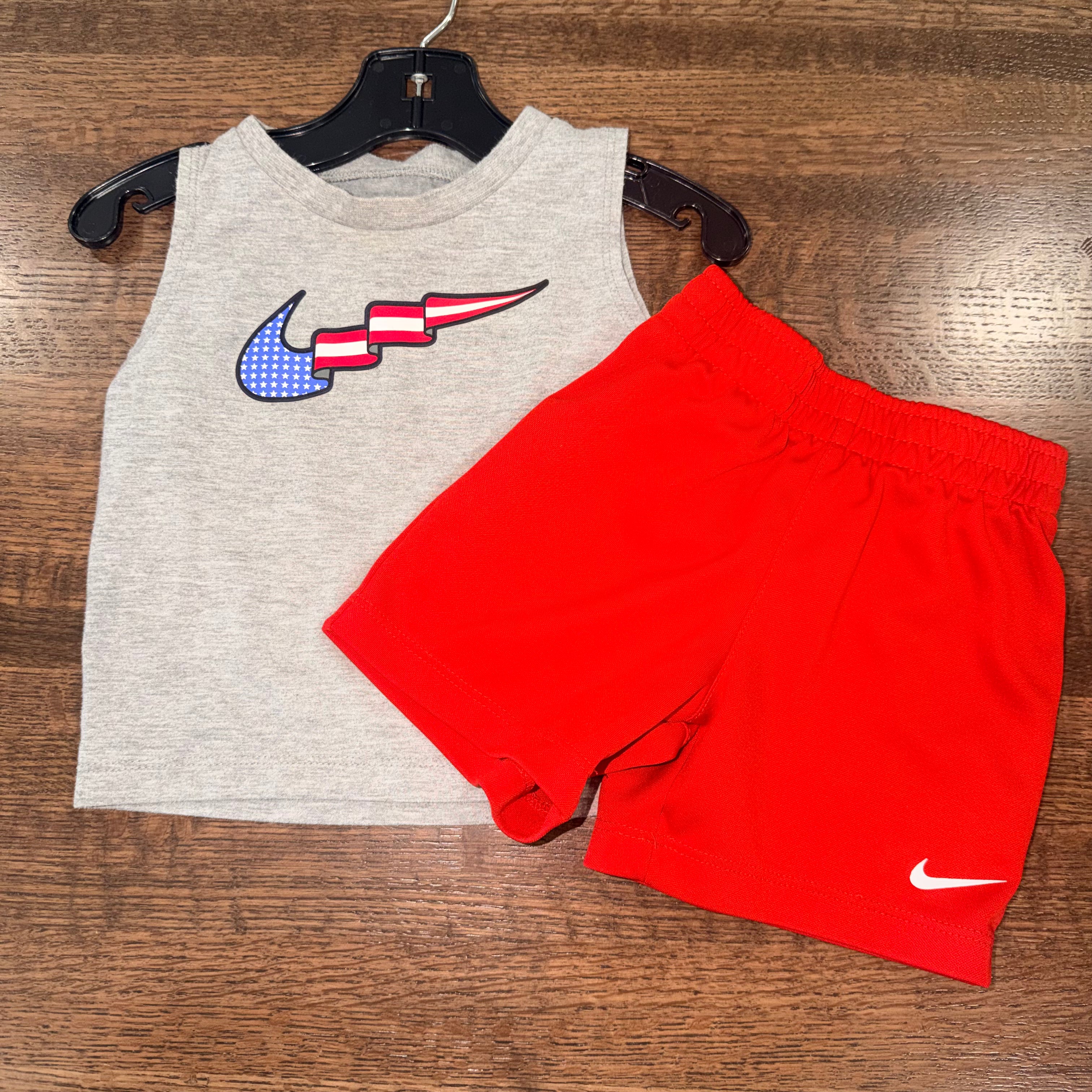 Boys Nike Tee & Shorts Set Size 18 months