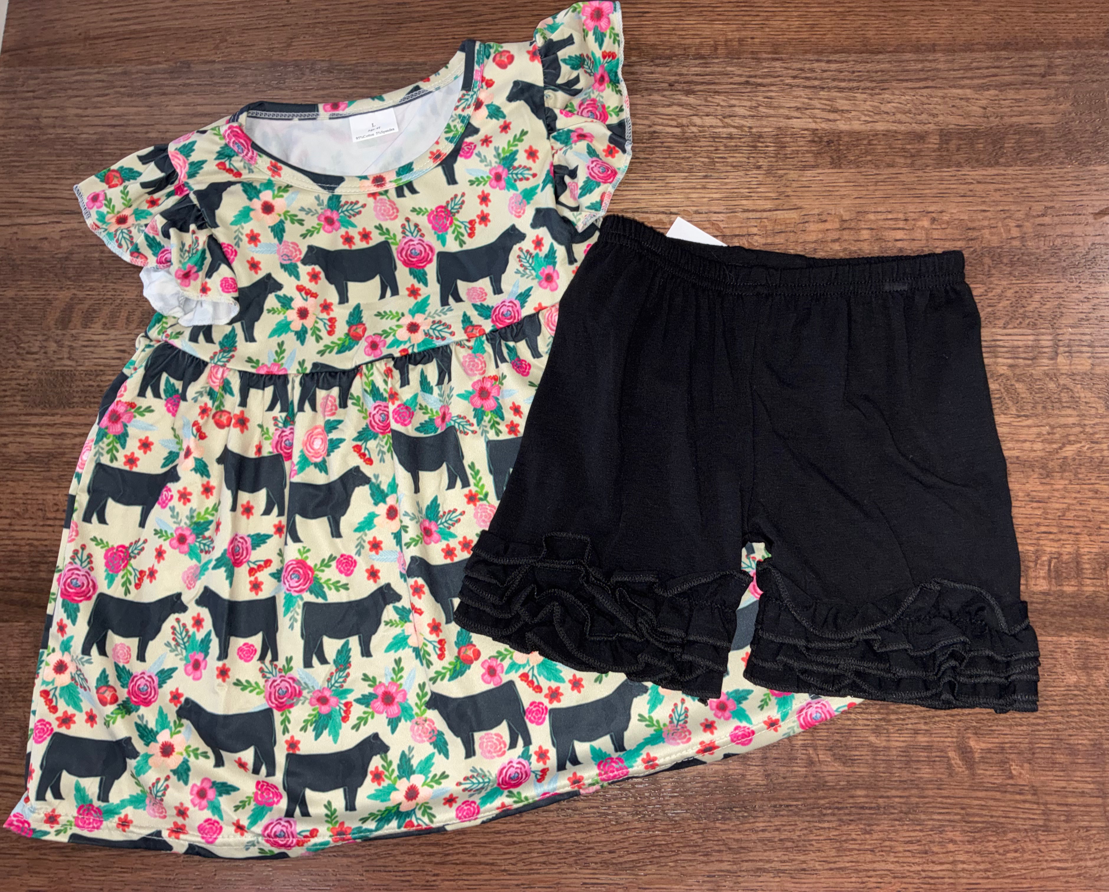 Boutique Farm Girls Flutter Top & Shorts Size 4T NWT