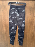 Under Armour Boys Joggers YM 10/12 New Condition