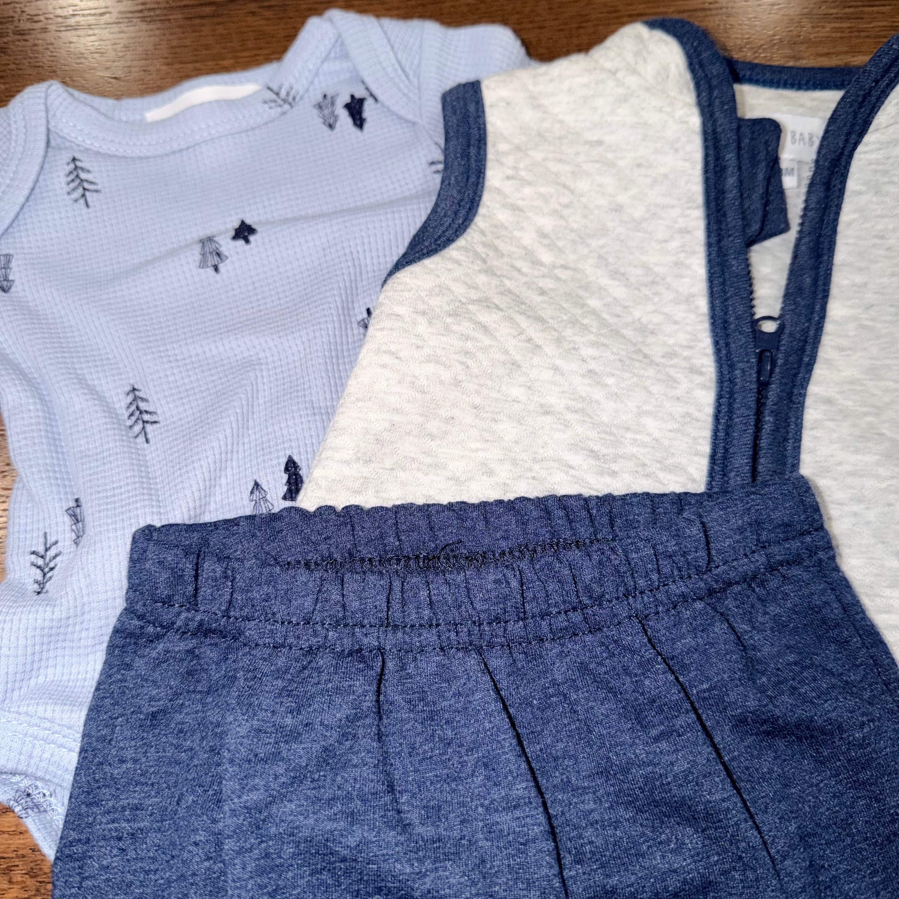Bloomin Baby NWT Vest, Long-Sleeve Onesie, & Pants 3-Piece Set 0-3 mos