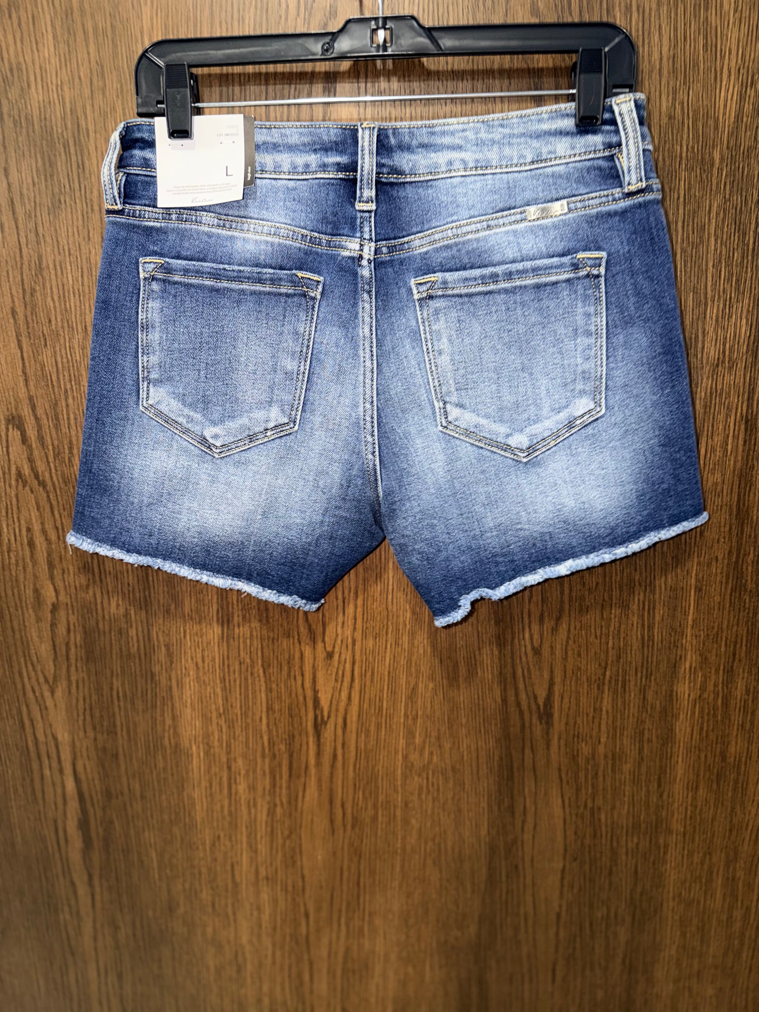 KanCan Women’s  NWT High Rise Denim Shorts Size Large L