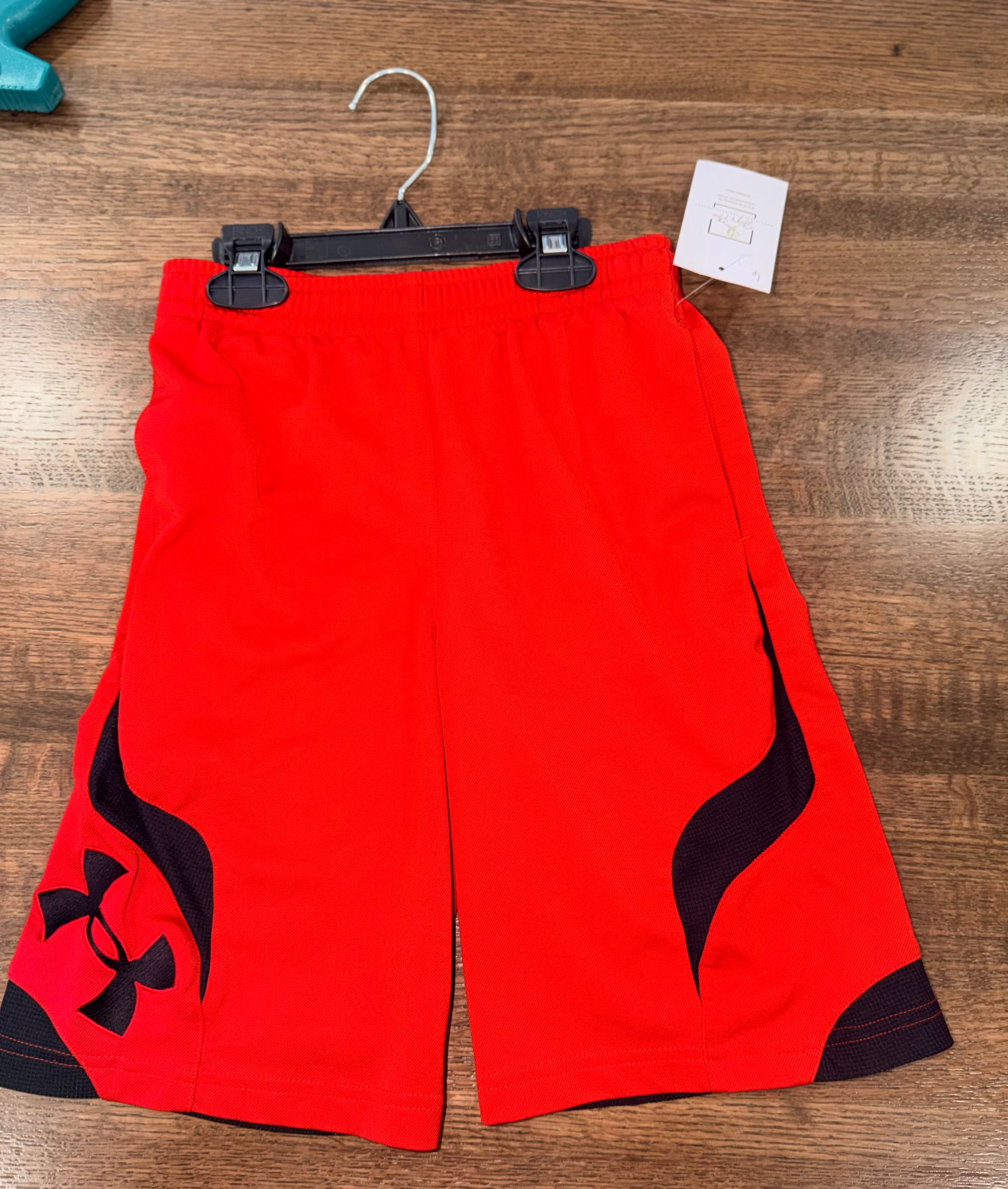 Under Armour Boys Basketball Shorts Size 7 Red/Black