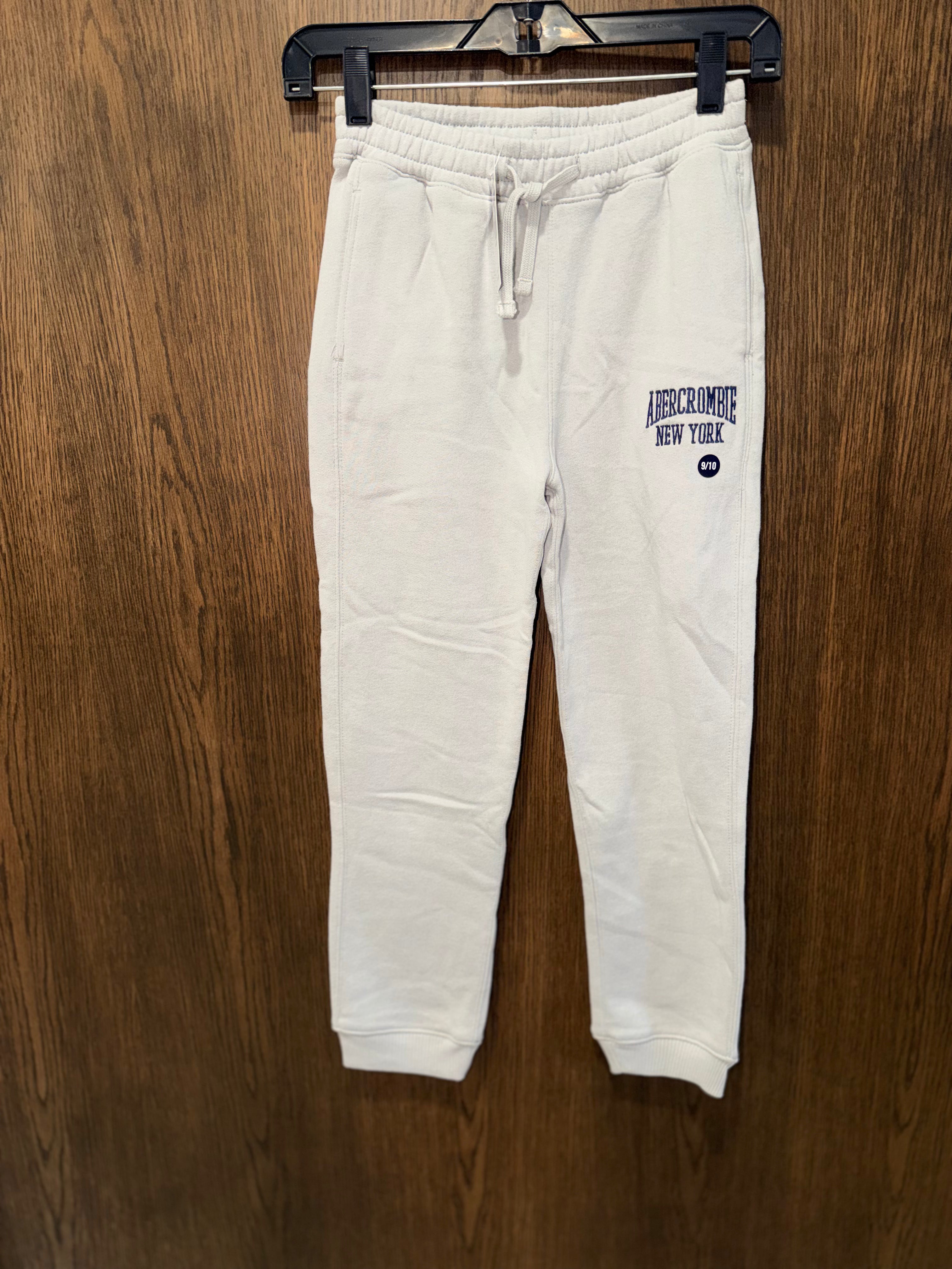 Abercrombie Kids Boys Joggers YM 9/10 NWT