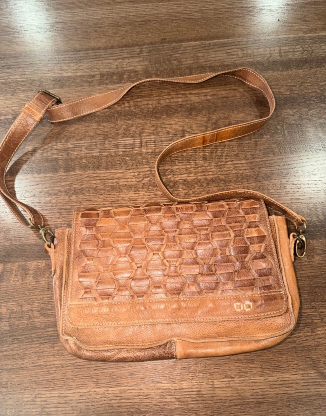 BedStu Crossbody Wallet/ Purse