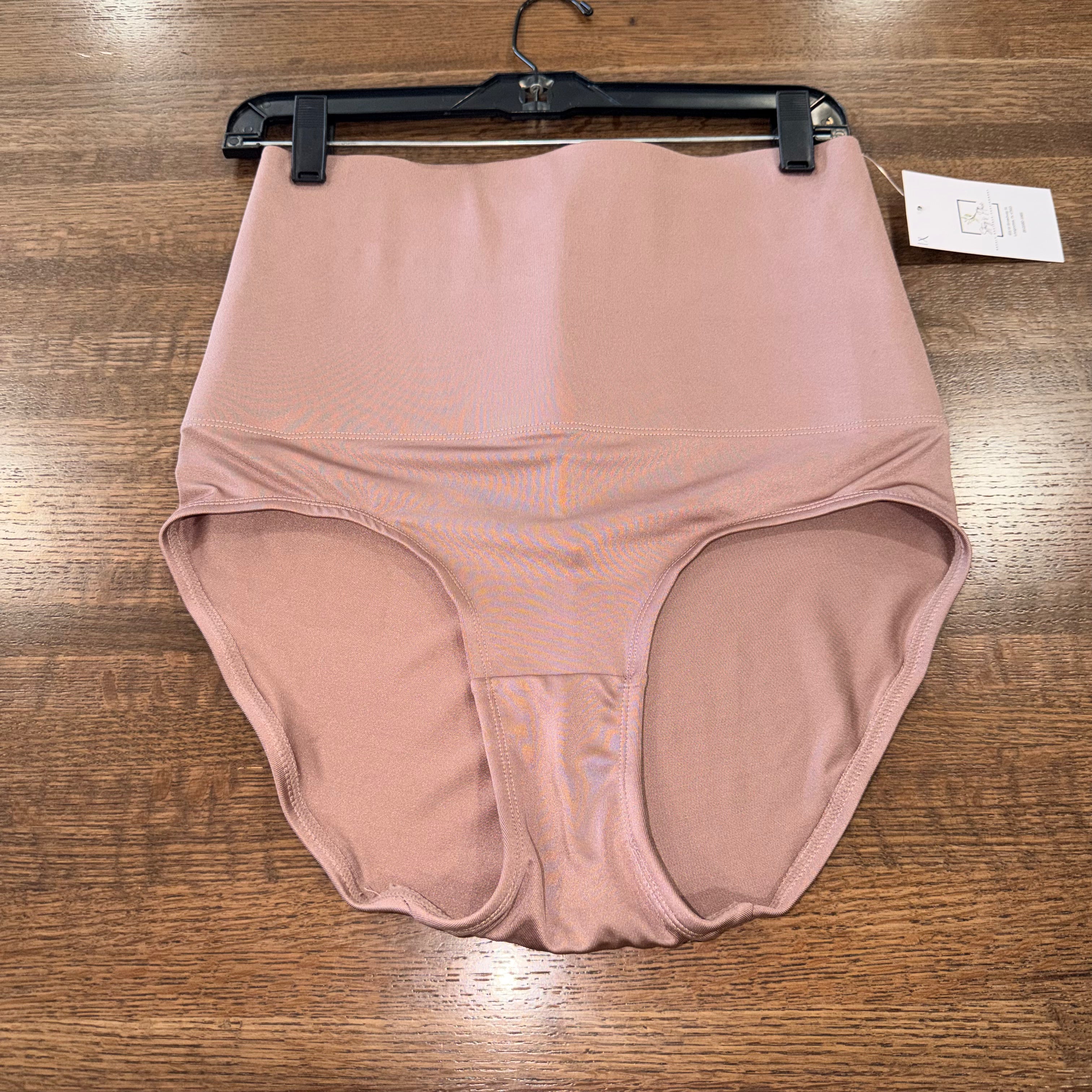 Skinny Girl Women's Shapewear 1X 14/16