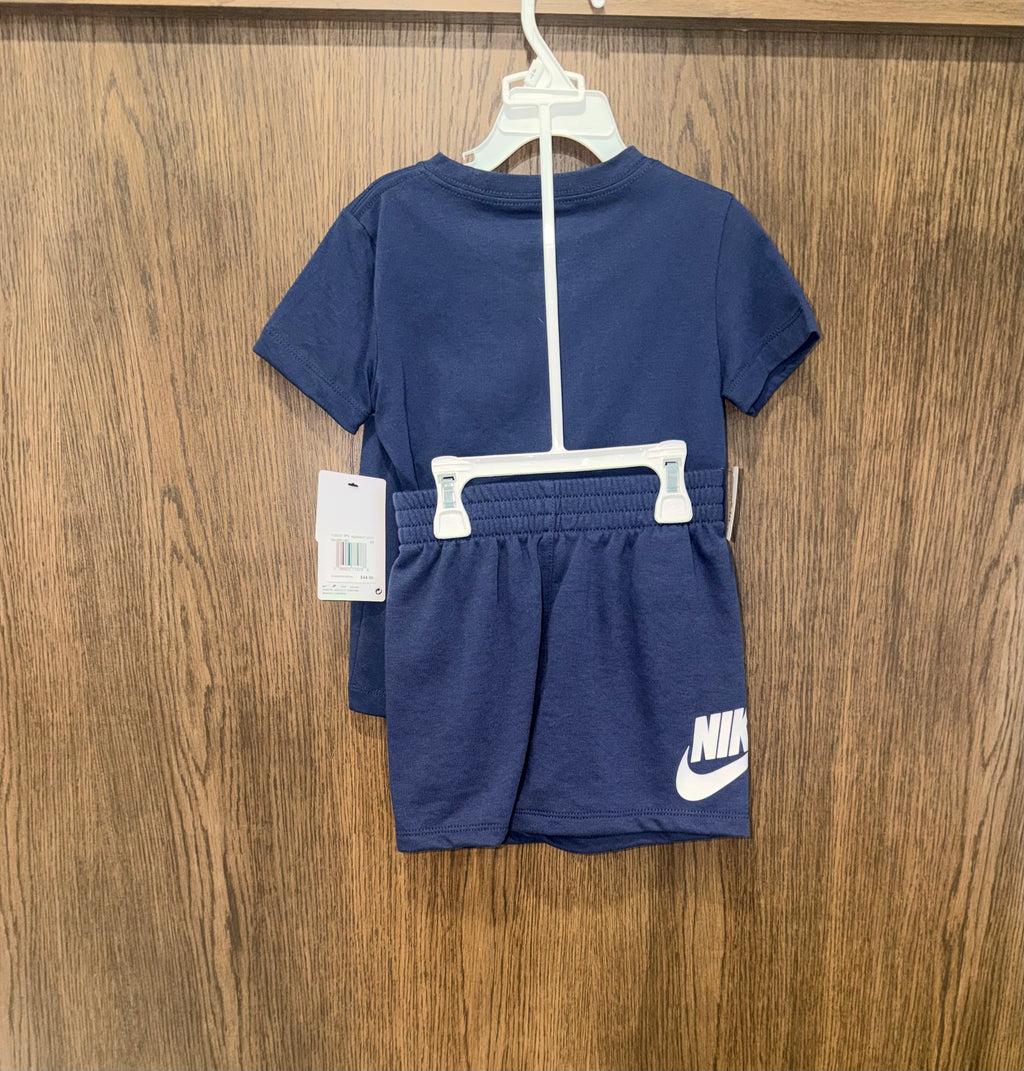 NWT Boys Nike Tee & Shorts Set 4T