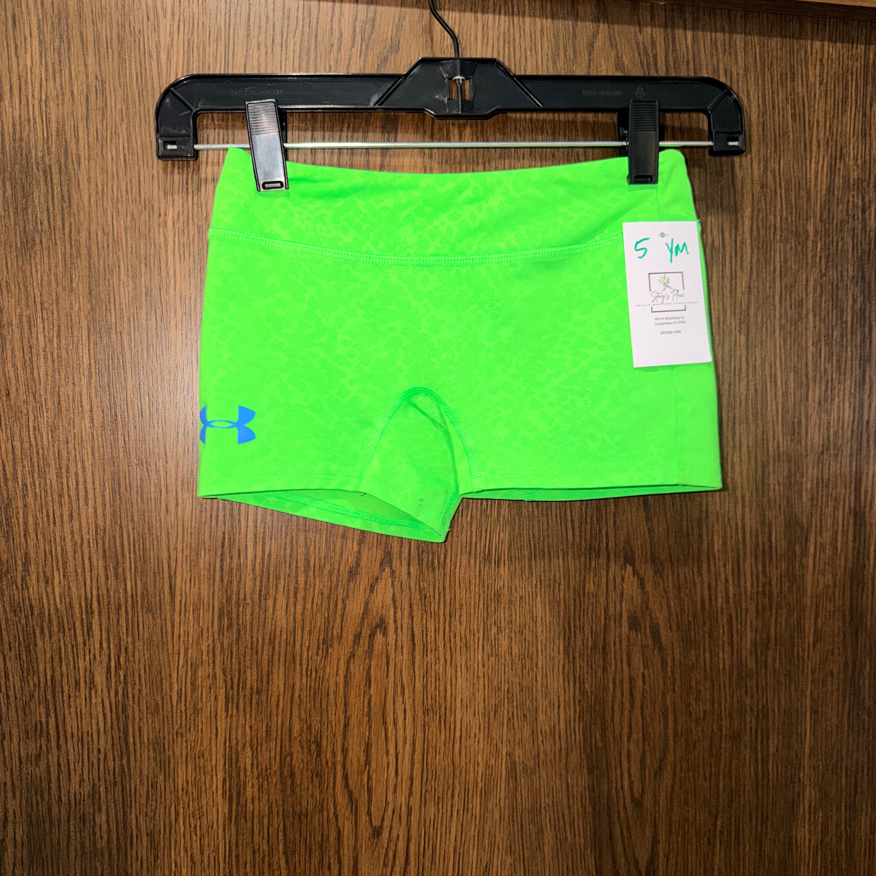 Under Armour Spandex Shorts Size YM Youth Medium 10/12