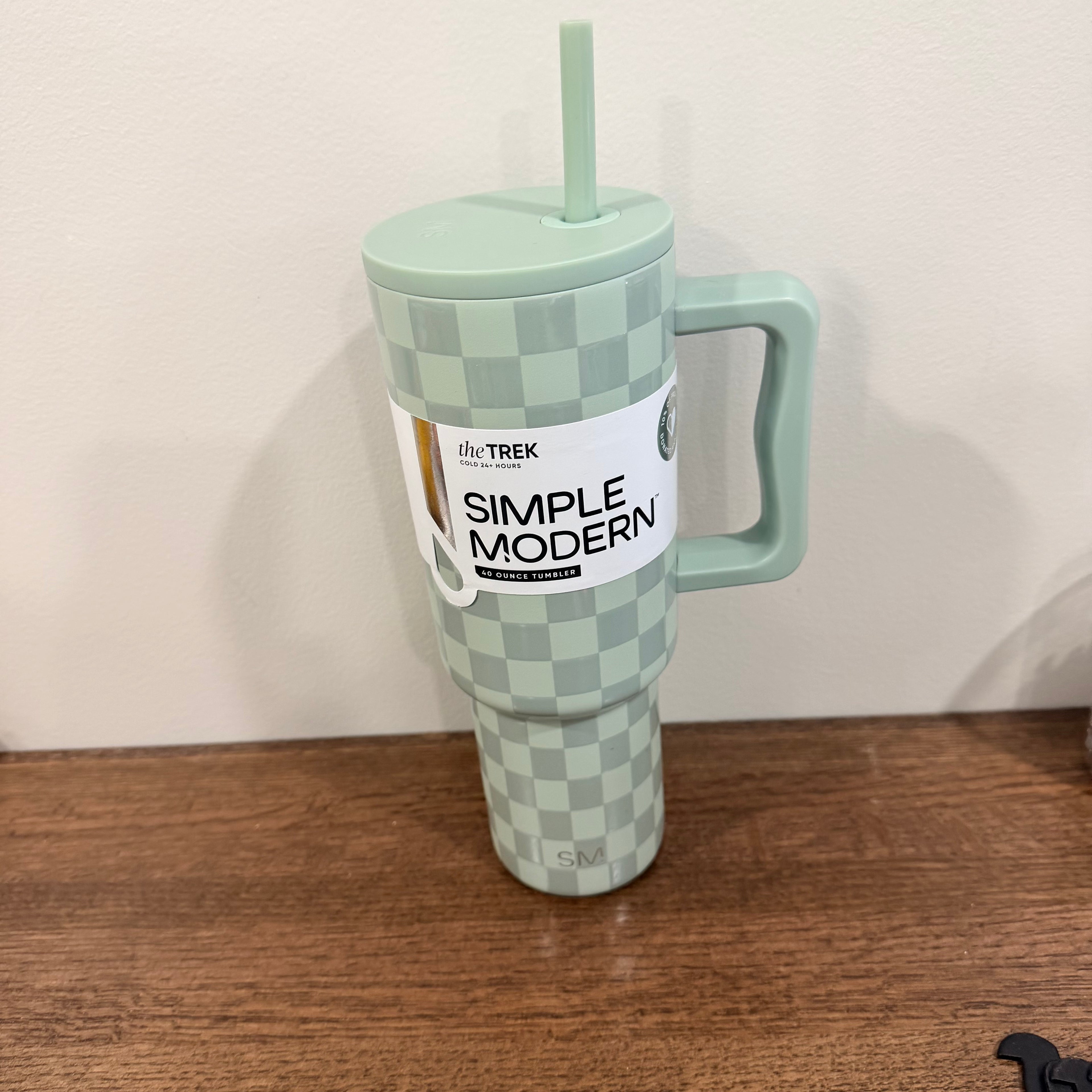 Simple Modern NWT The Trek 40oz Tumbler