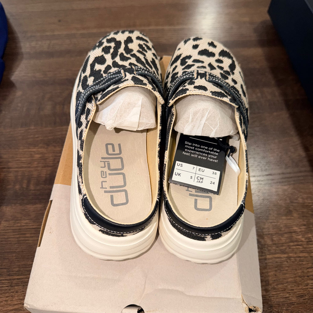 Hey Dude Women’s Nora Cheetah Black Mule Slip on Shoes Size 7 NIB