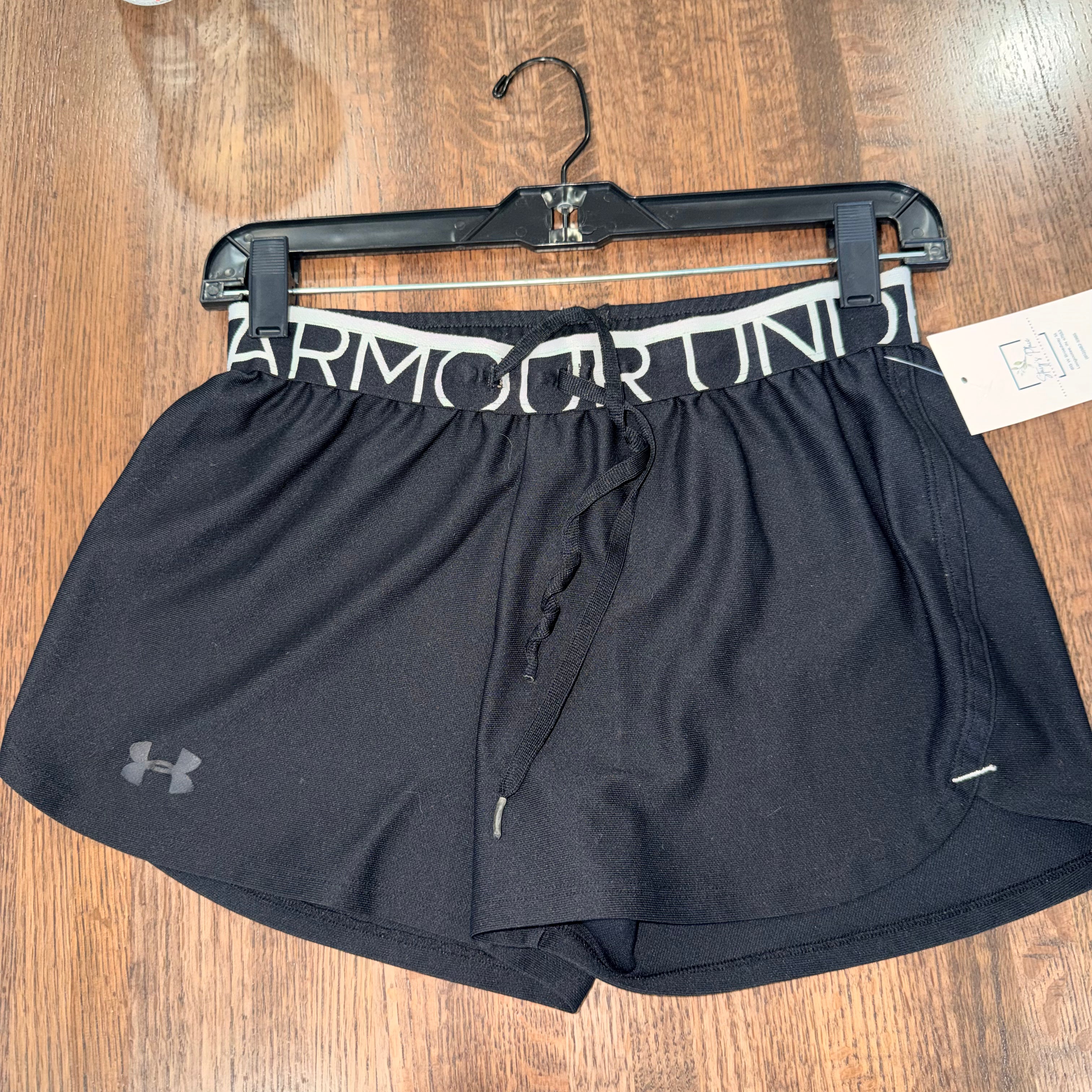 Under Armour Women’s Play Up Shorts XS